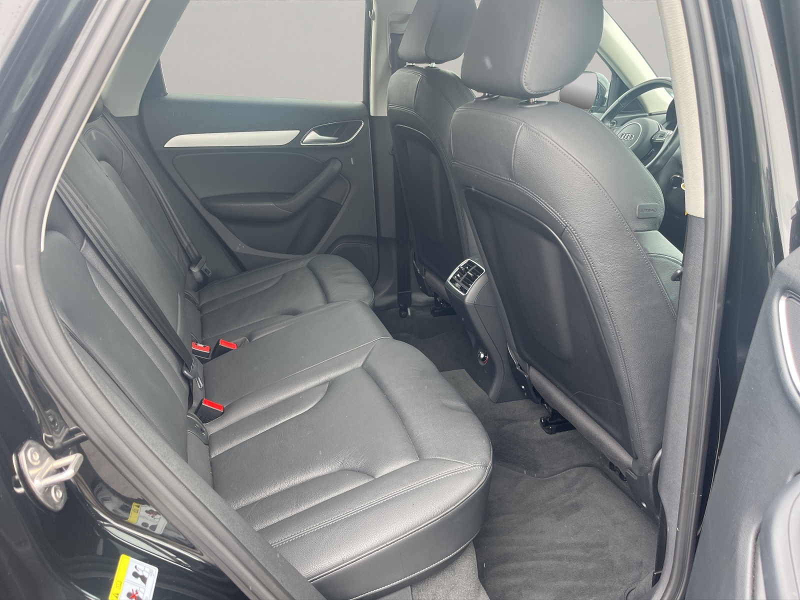 AUDI Q3 1.4 TFSI Sport S-Tronic-image-12