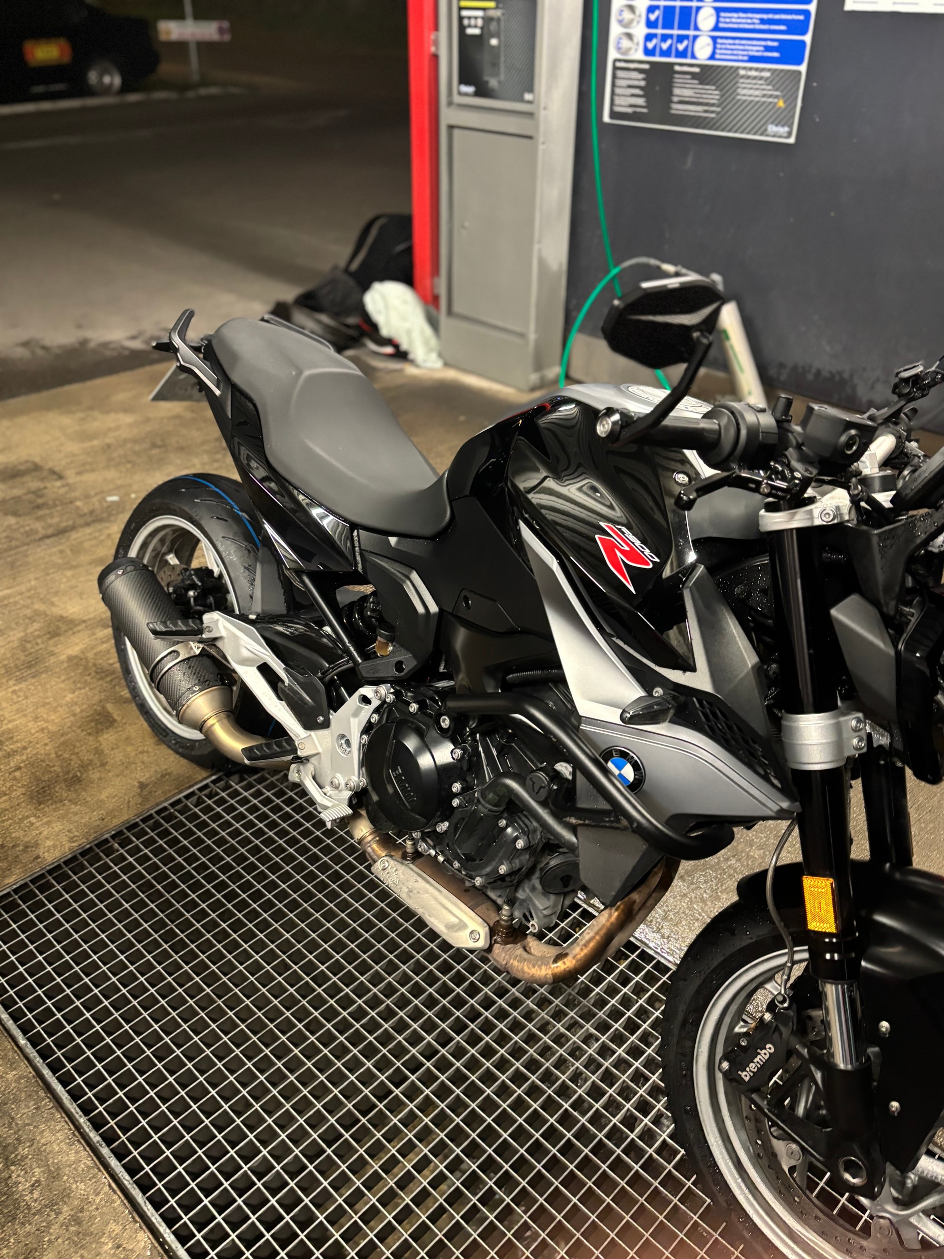 BMW F 900 R A2 (35kW) ABS-image-7