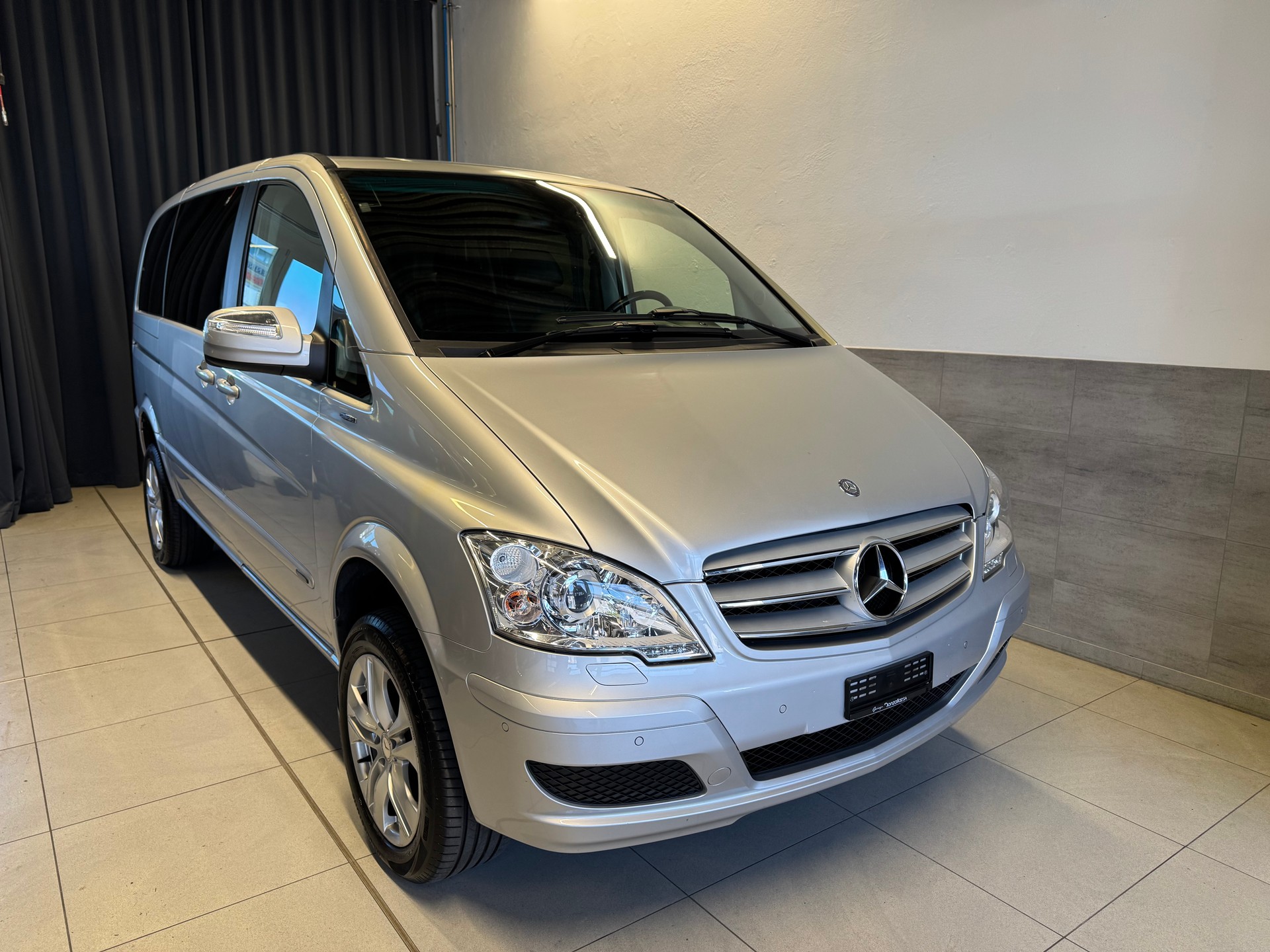 MERCEDES-BENZ Viano 2.2 CDI Blue Eff. Ambiente Ed. L 4Matic A(M)(6)