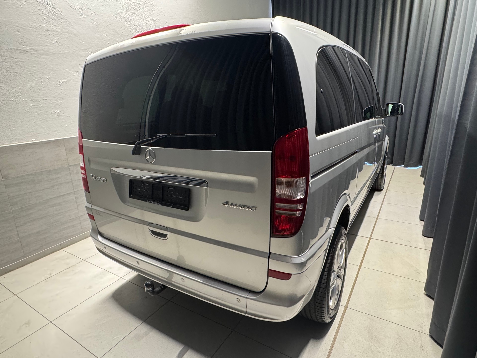 MERCEDES-BENZ Viano 2.2 CDI Blue Eff. Ambiente Ed. L 4Matic A(M)(6)-image-5