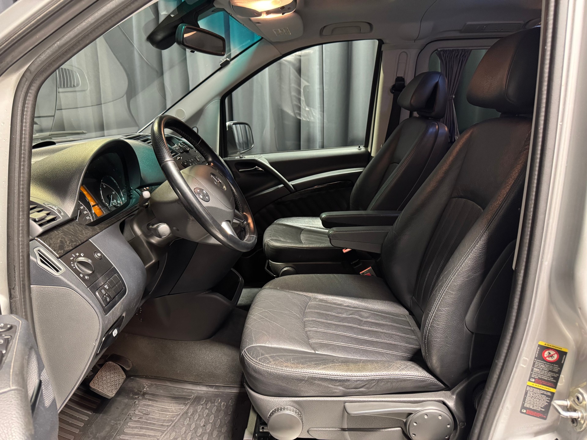 MERCEDES-BENZ Viano 2.2 CDI Blue Eff. Ambiente Ed. L 4Matic A(M)(6)-image-6