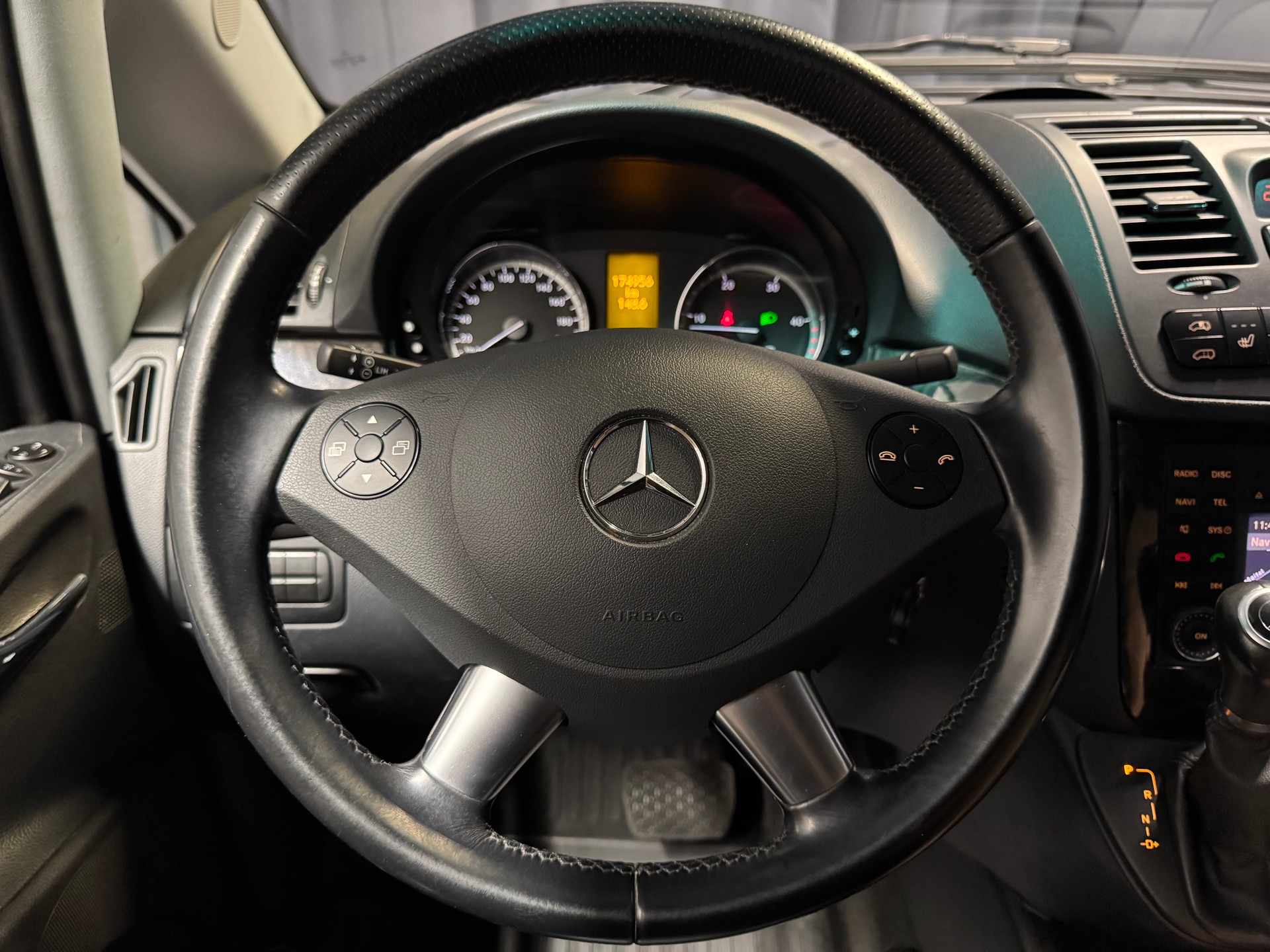 MERCEDES-BENZ Viano 2.2 CDI Blue Eff. Ambiente Ed. L 4Matic A(M)(6)-image-10