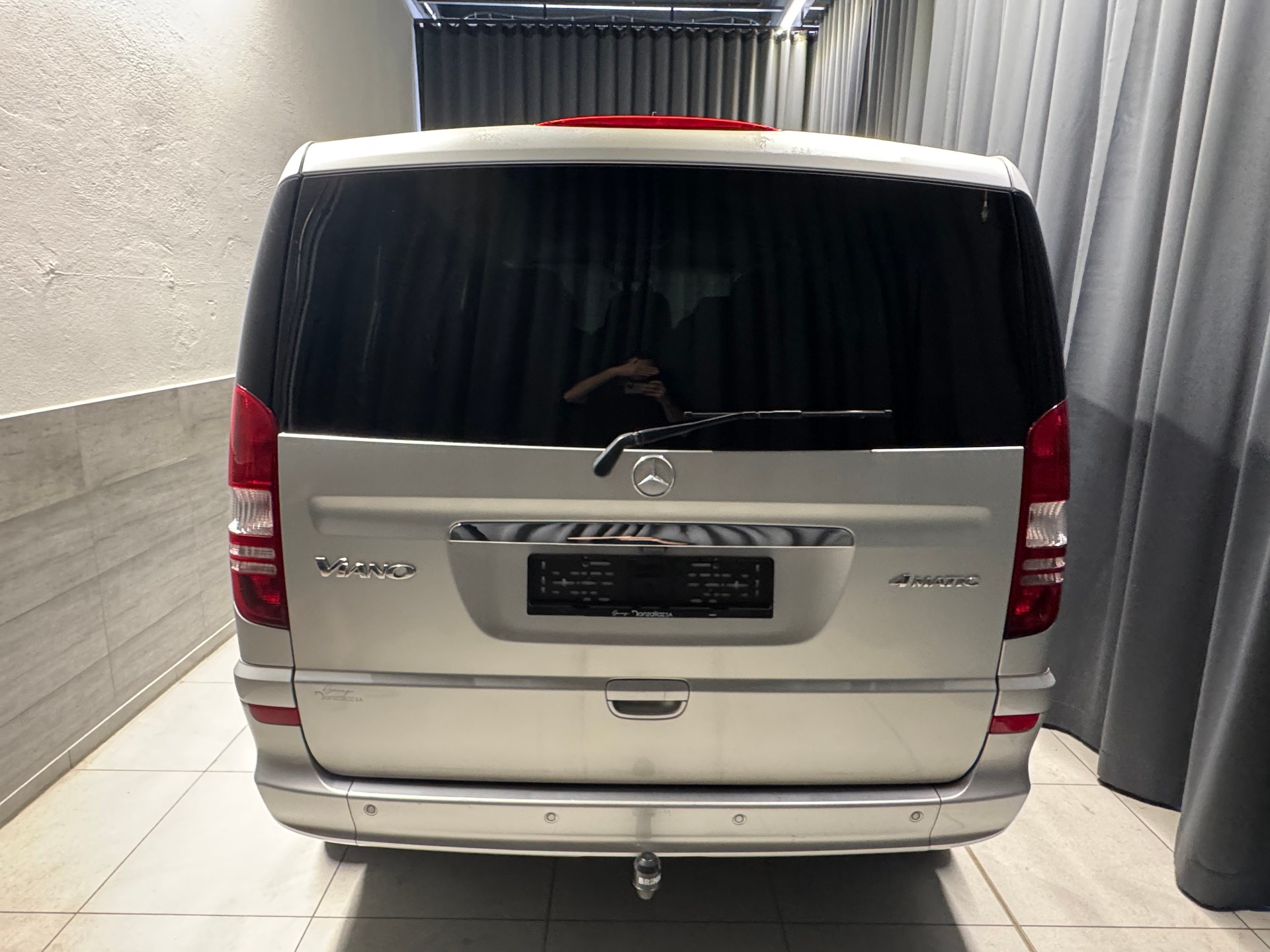 MERCEDES-BENZ Viano 2.2 CDI Blue Eff. Ambiente Ed. L 4Matic A(M)(6)-image-4