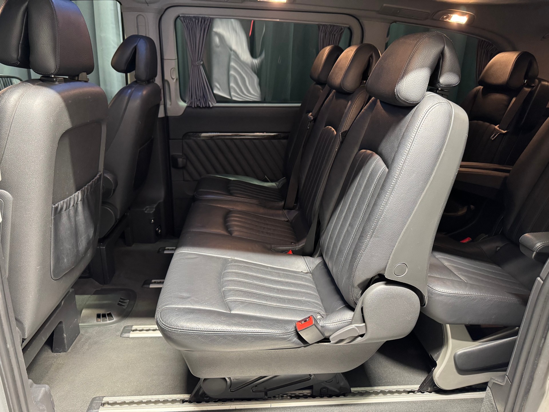 MERCEDES-BENZ Viano 2.2 CDI Blue Eff. Ambiente Ed. L 4Matic A(M)(6)-image-7