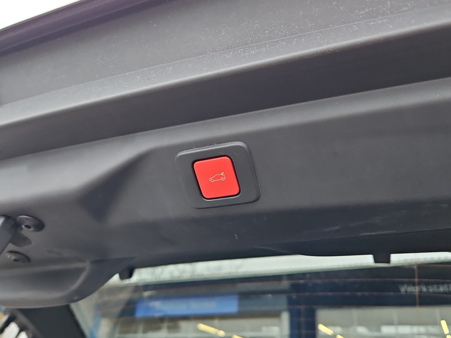 PEUGEOT 3008 145 e-DCS GT-image-10