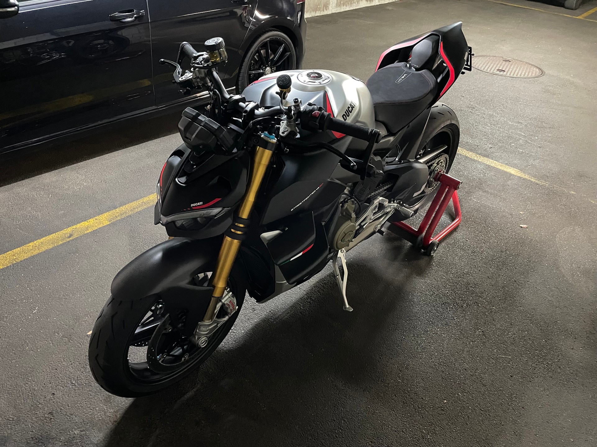 DUCATI Streetfighter V4 SP-image-2