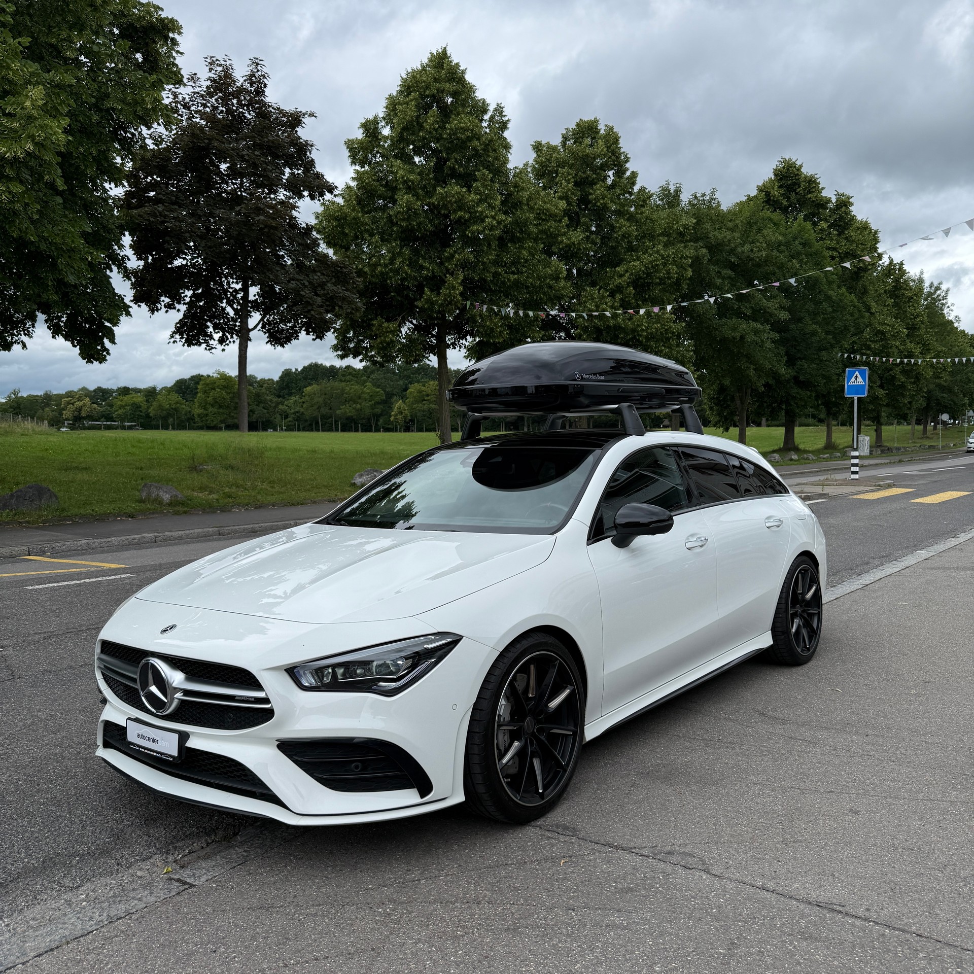 MERCEDES-BENZ CLA Shooting Brake 35 AMG 4Matic 7G-DCT-image-2