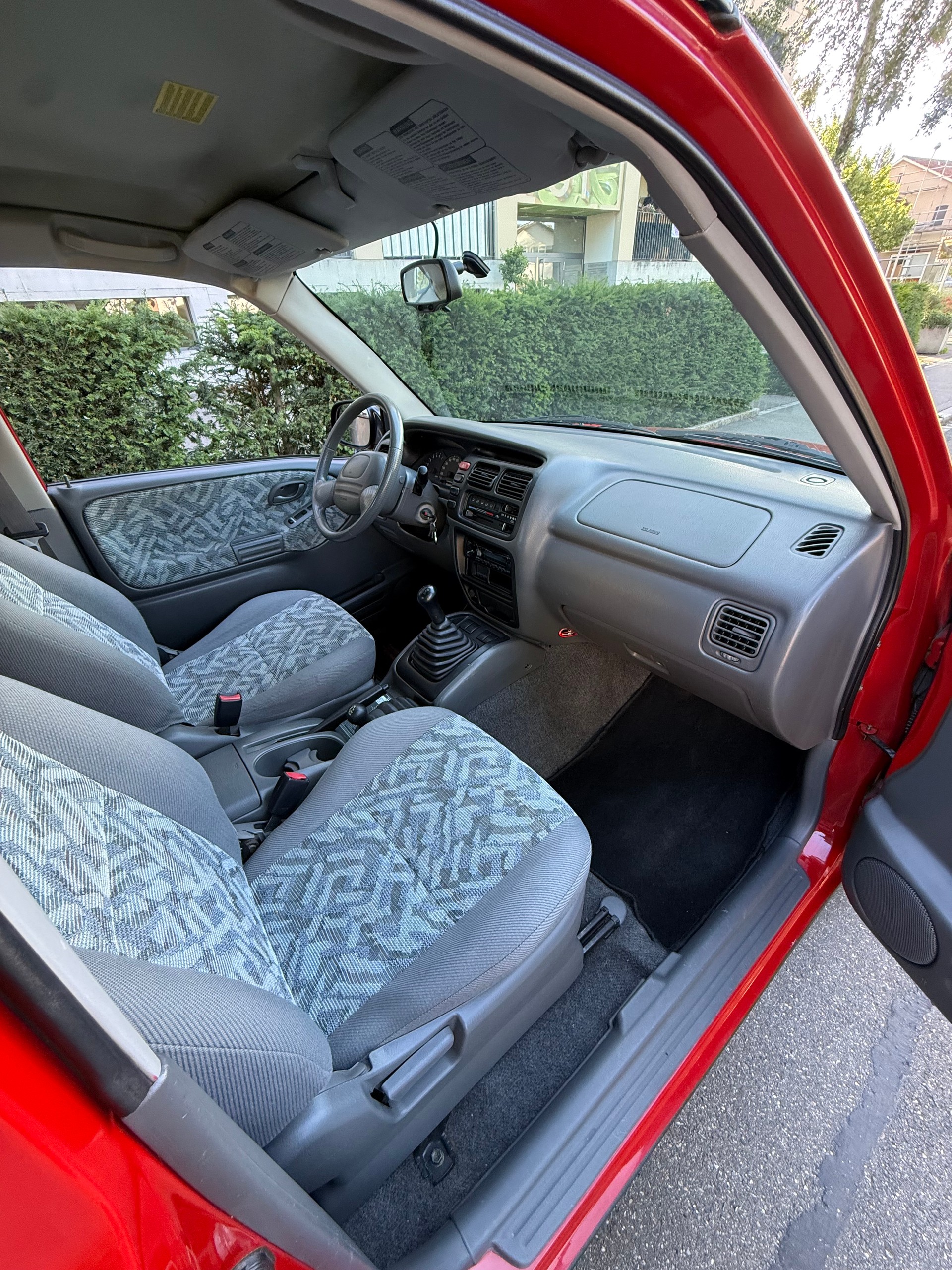 SUZUKI Grand Vitara 2.0i 16V Cabrio-image-15
