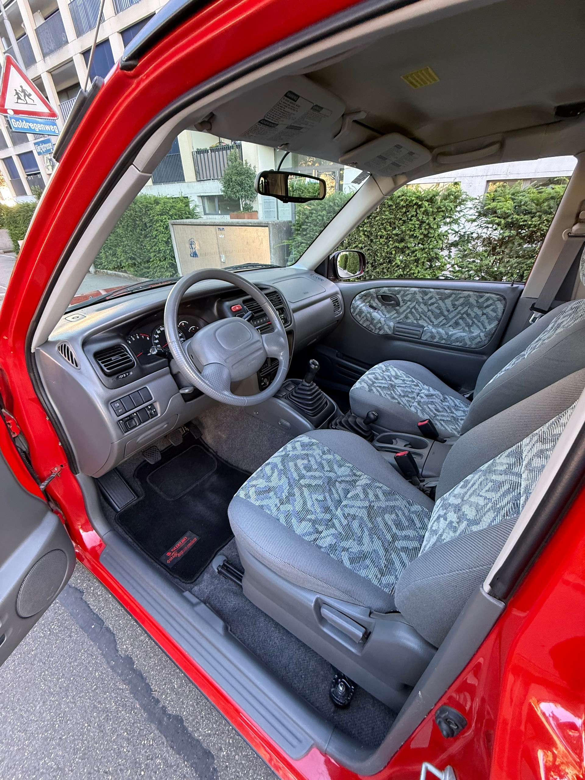 SUZUKI Grand Vitara 2.0i 16V Cabrio-image-13