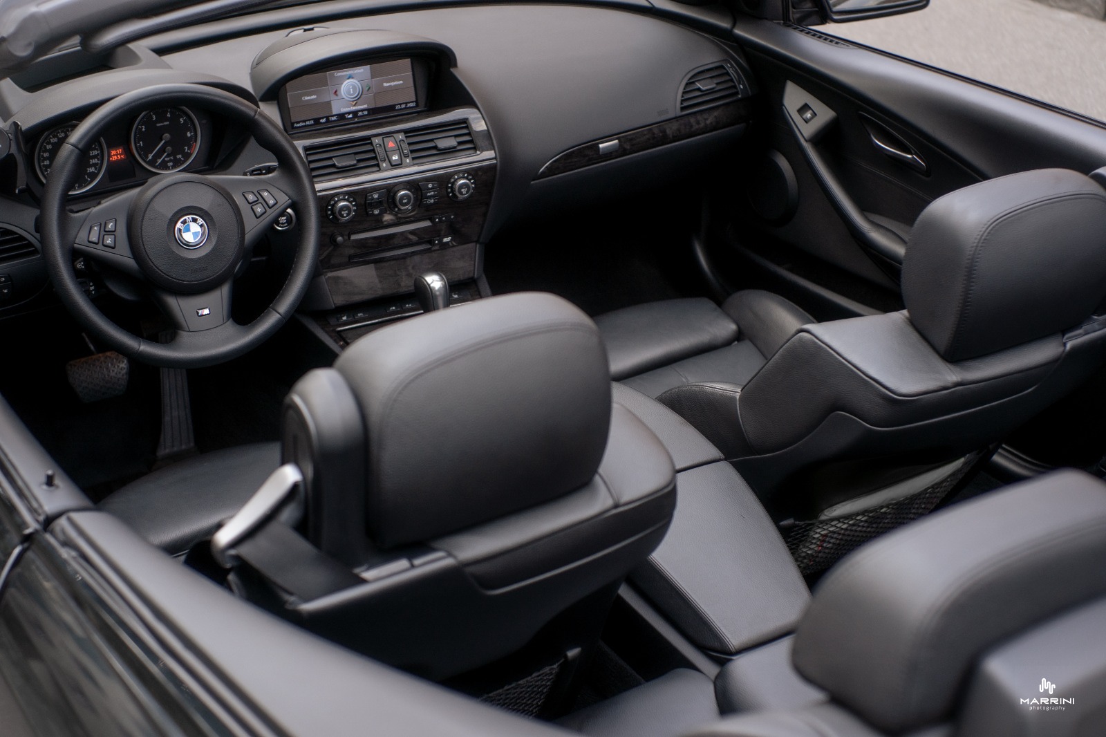 BMW 650i V8-image-9