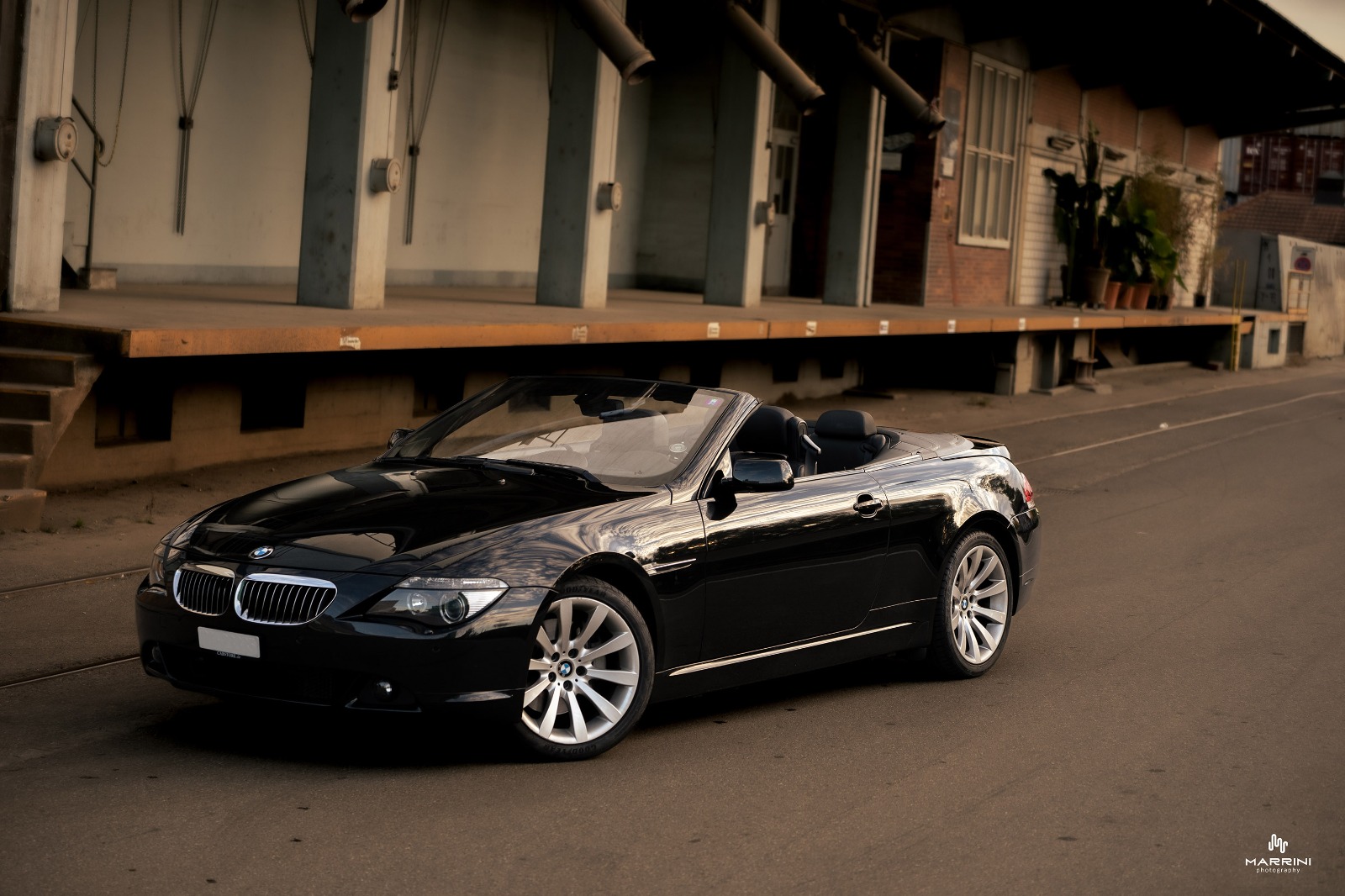 BMW 650i V8-image-3