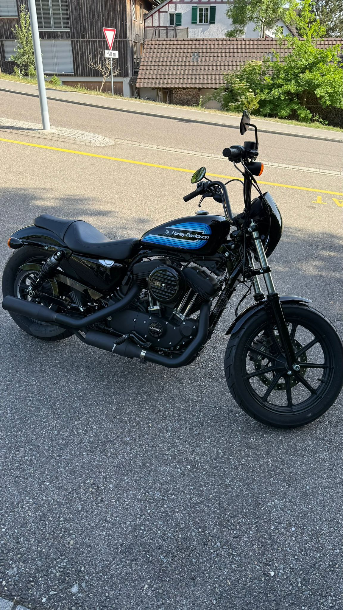 HARLEY-DAVIDSON XL 1200 NS Iron ABS-image-4