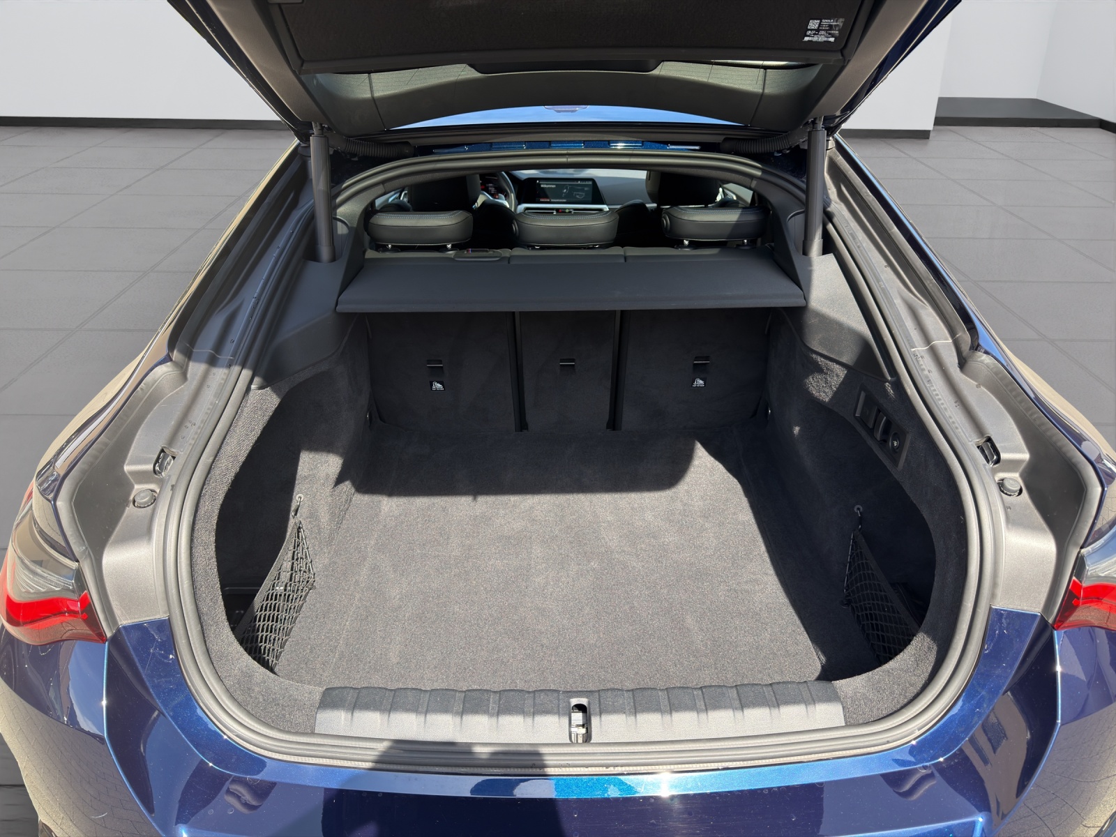 BMW M440i xDrive Gran Coupé-image-12