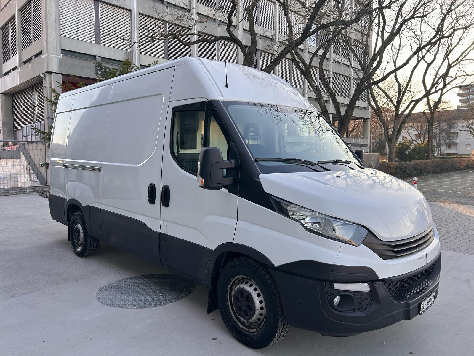 IVECO DAILY 35 S 14 A8 V-showroom-element-3