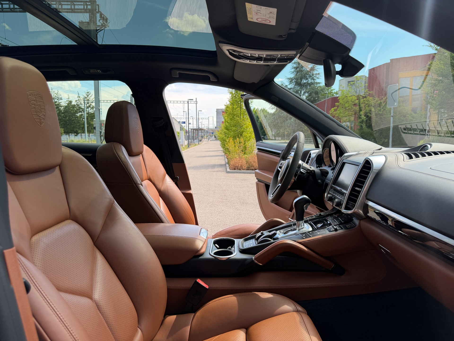 PORSCHE Cayenne S 4.2 V8 Diesel *Porsche Garantie bis 05.2027*-image-17
