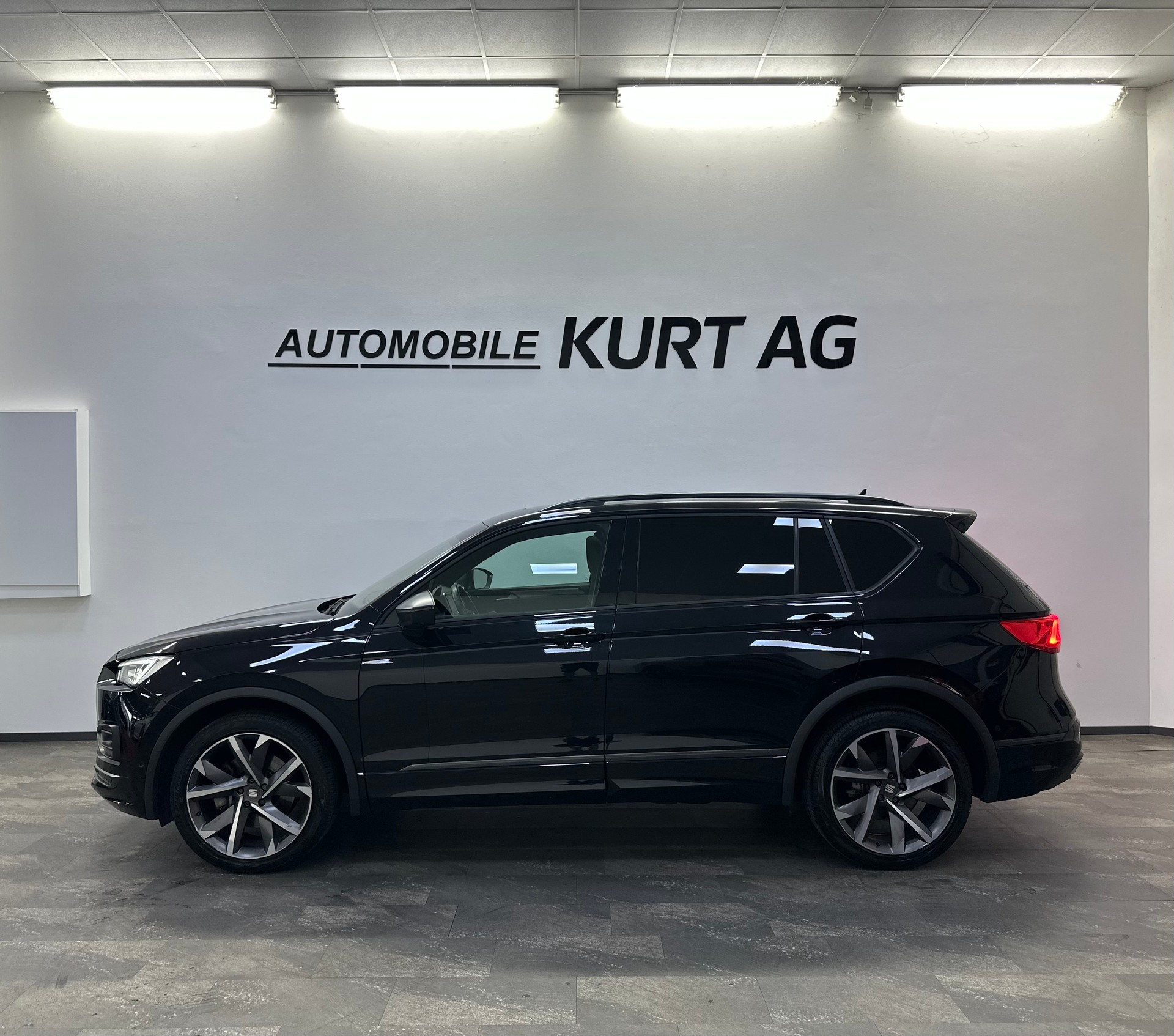 SEAT Tarraco 2.0TSI FR 4Drive DSG-showroom-element-2