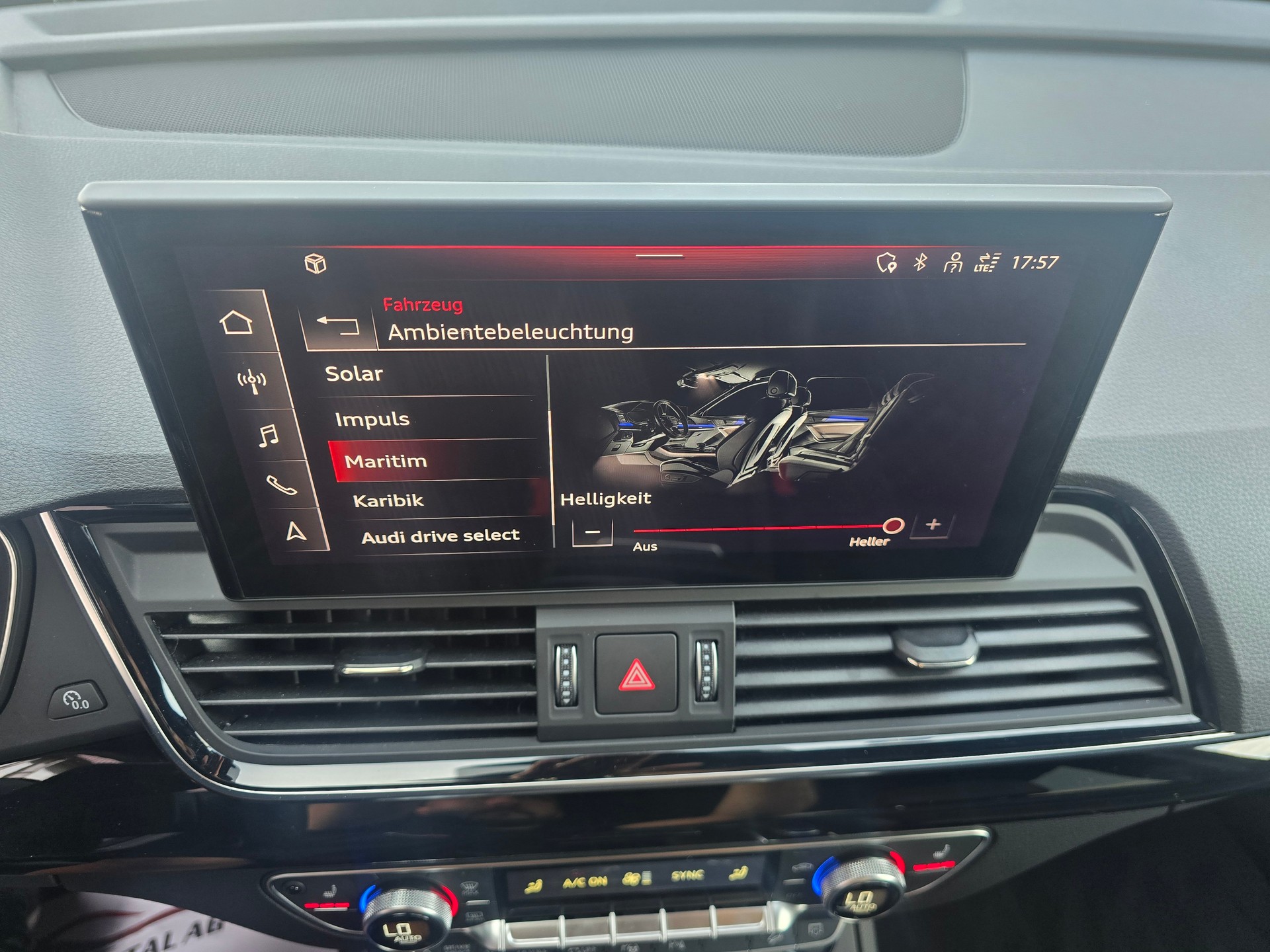 AUDI Q5 Sportback 45 TFSI S line quattro S-troni CH-Fahrzeugc-image-16