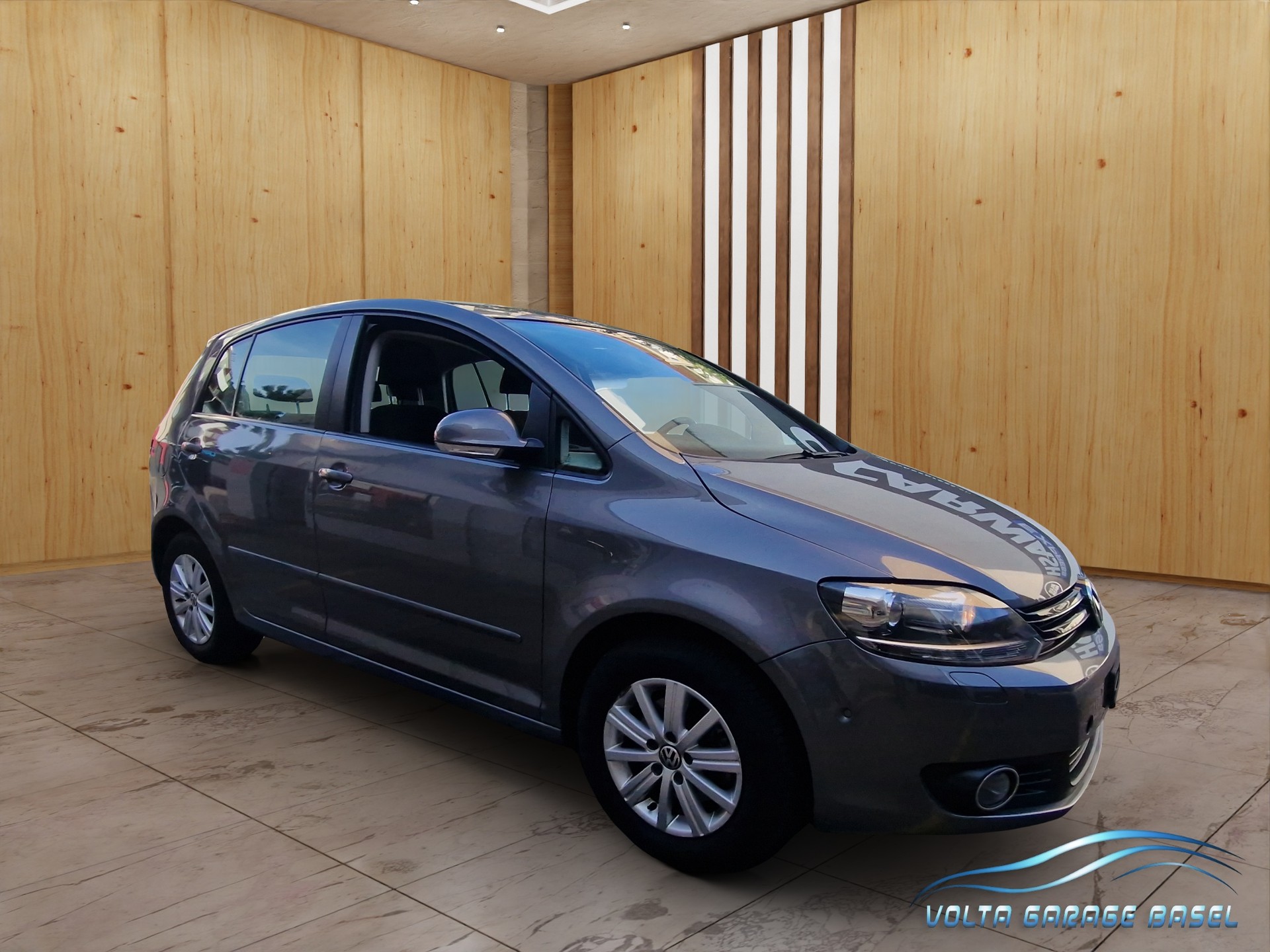 VW Golf Plus 1.6 TDI BMT Comfortline DSG-showroom-element-1