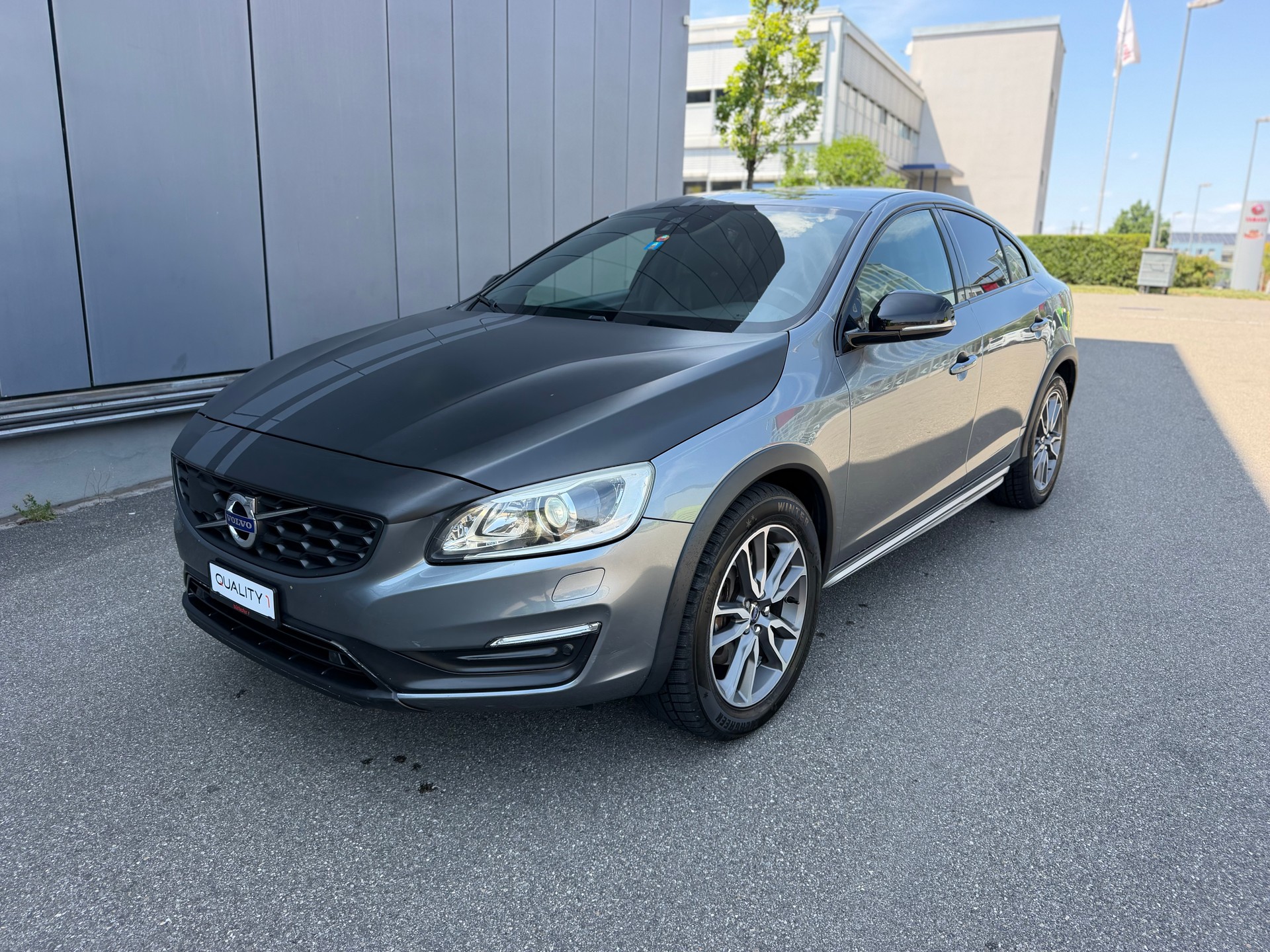 VOLVO Cross Country