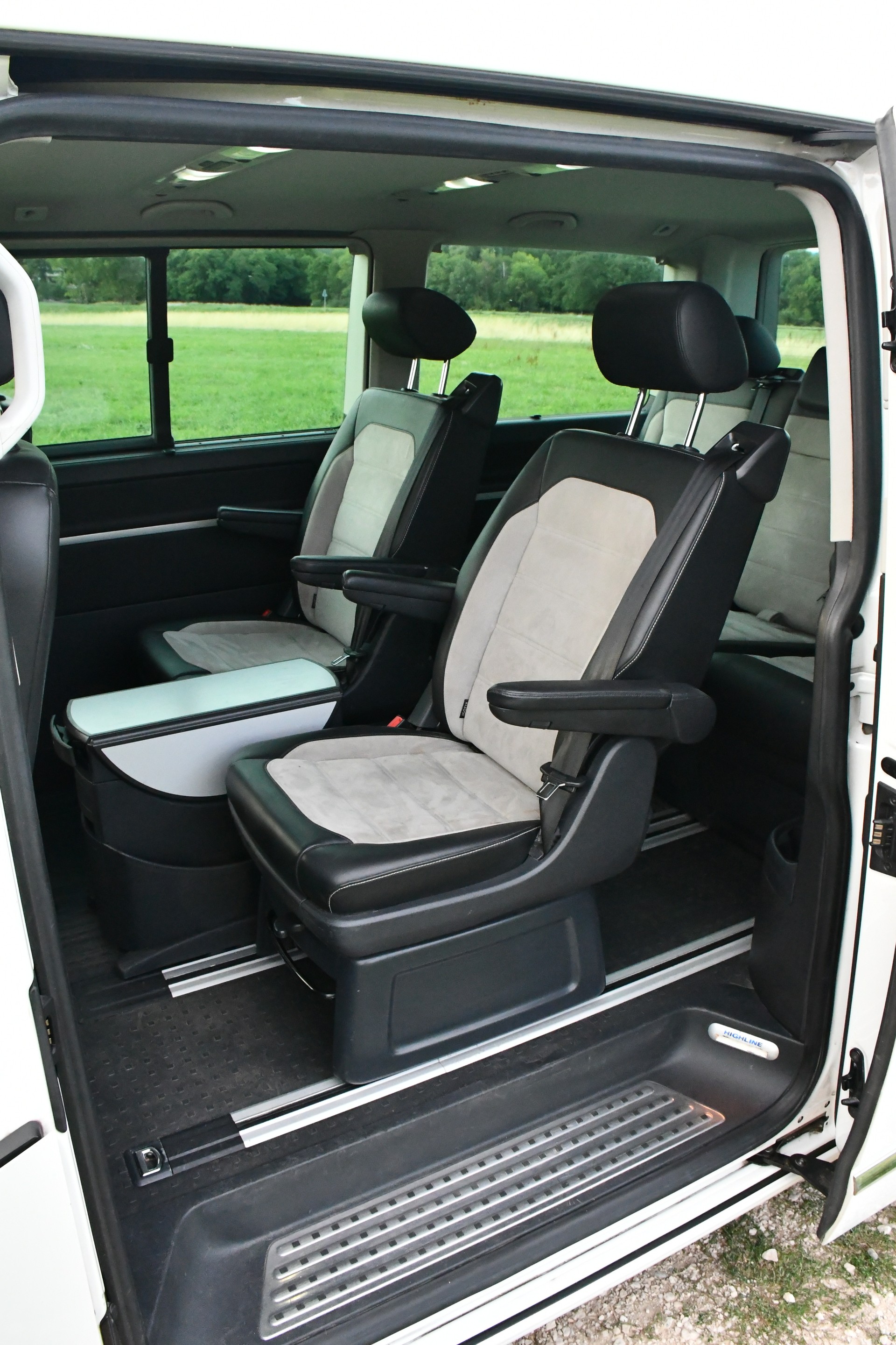 VW T6 Multivan 2.0 Highline 4Motion DSG 150PS-image-7