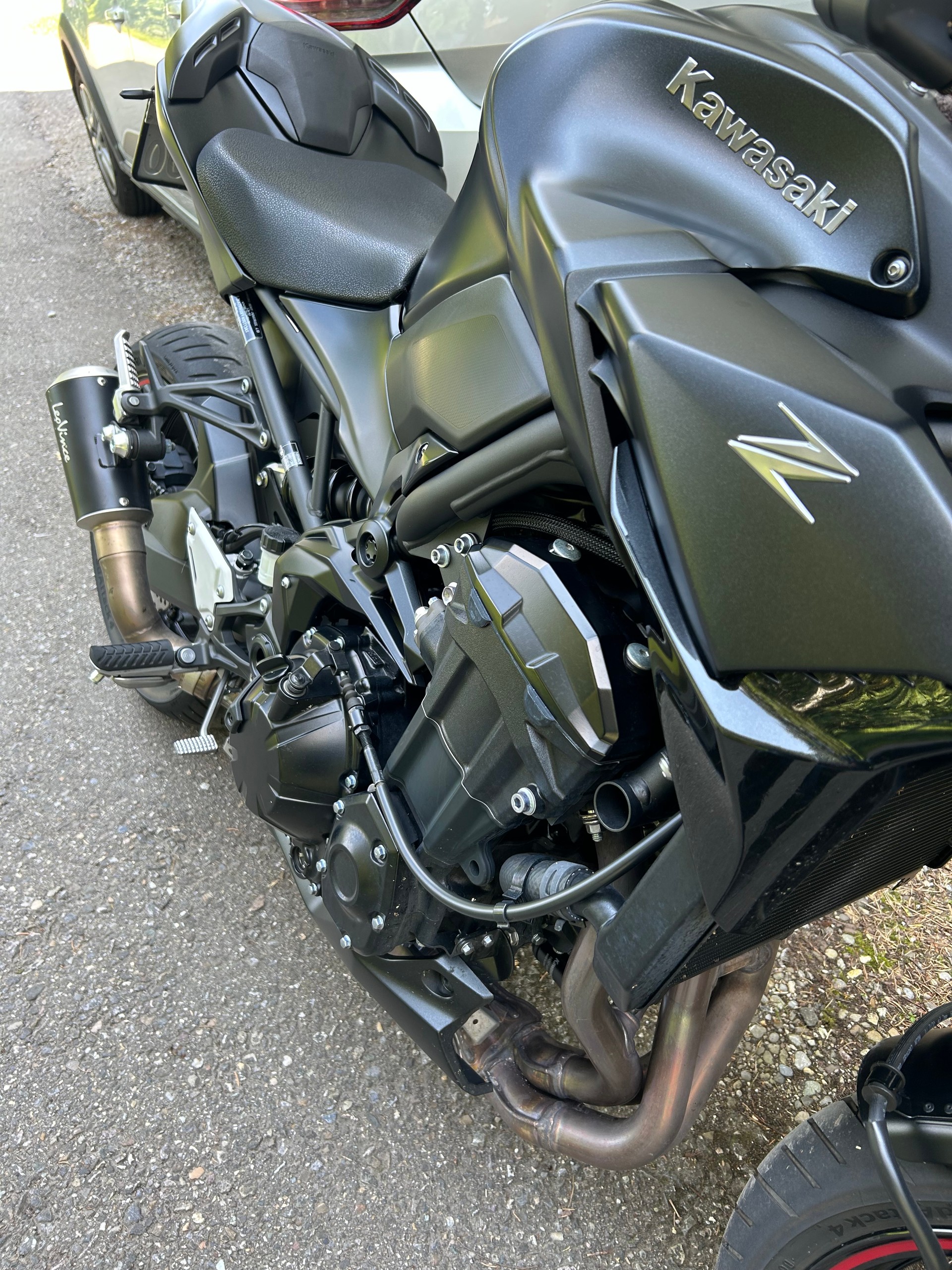 KAWASAKI Z 900-image-1