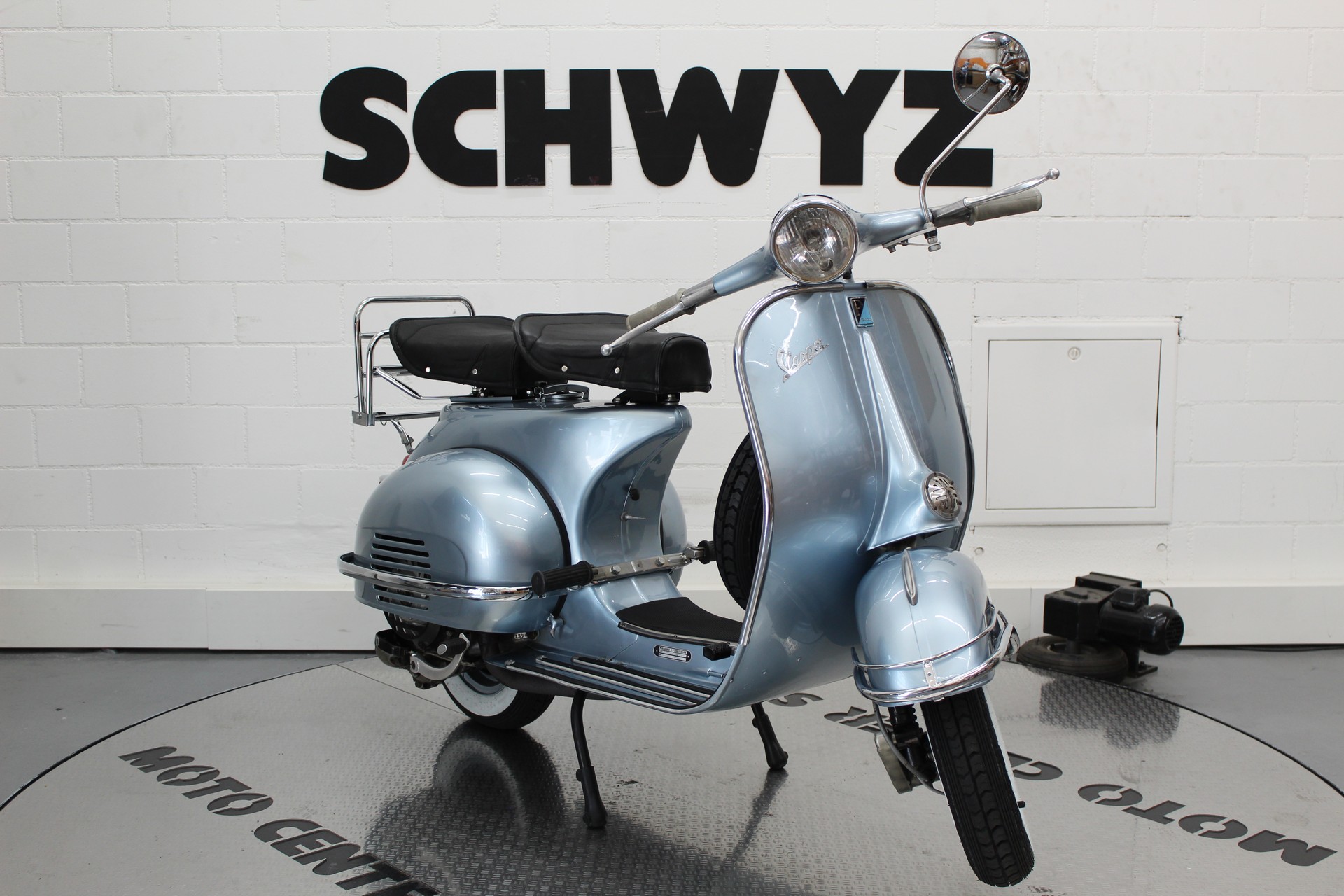 PIAGGIO VNT 1-image-1