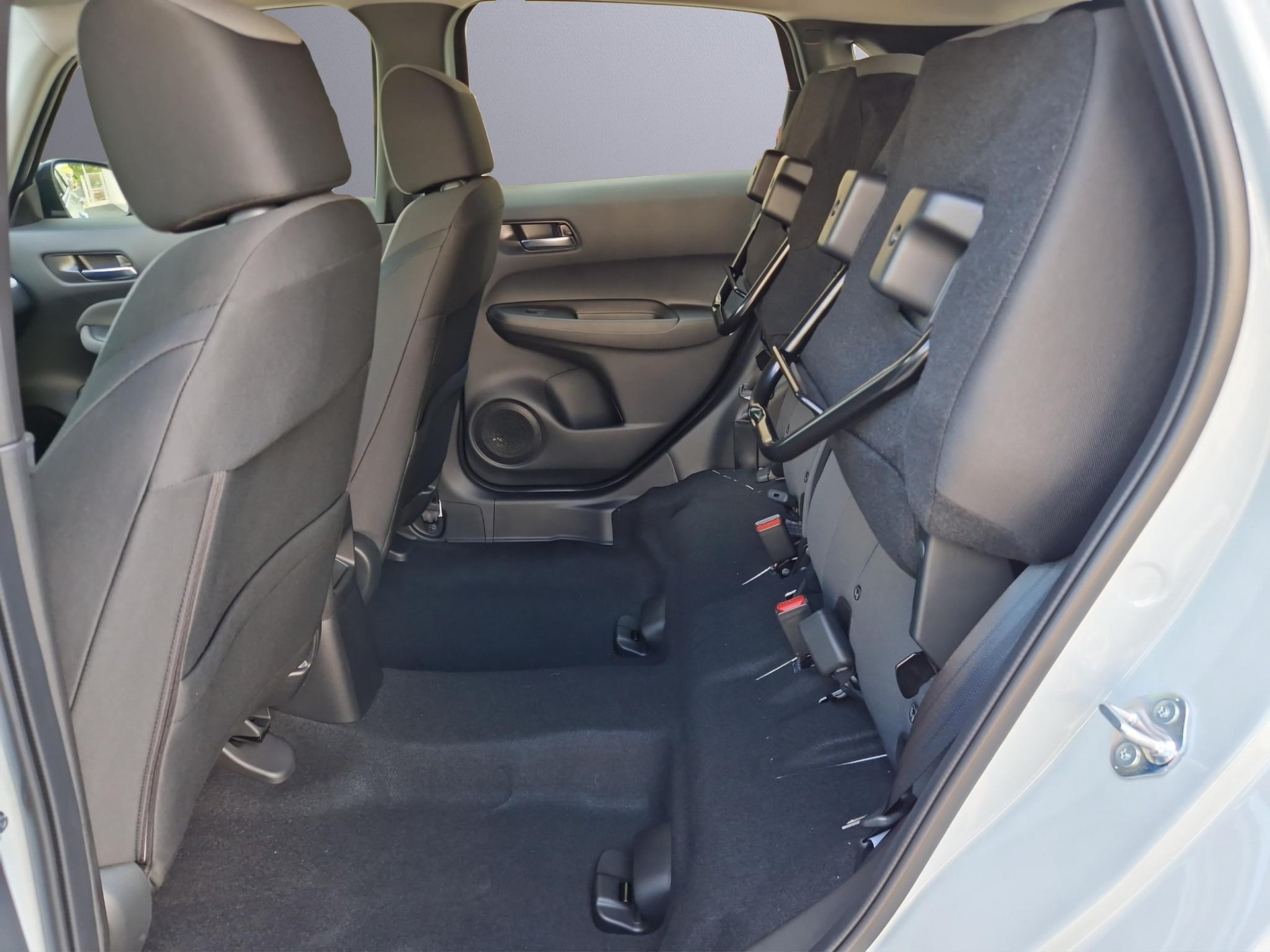 HONDA Jazz 1.5 i-MMD Elegance-image-18