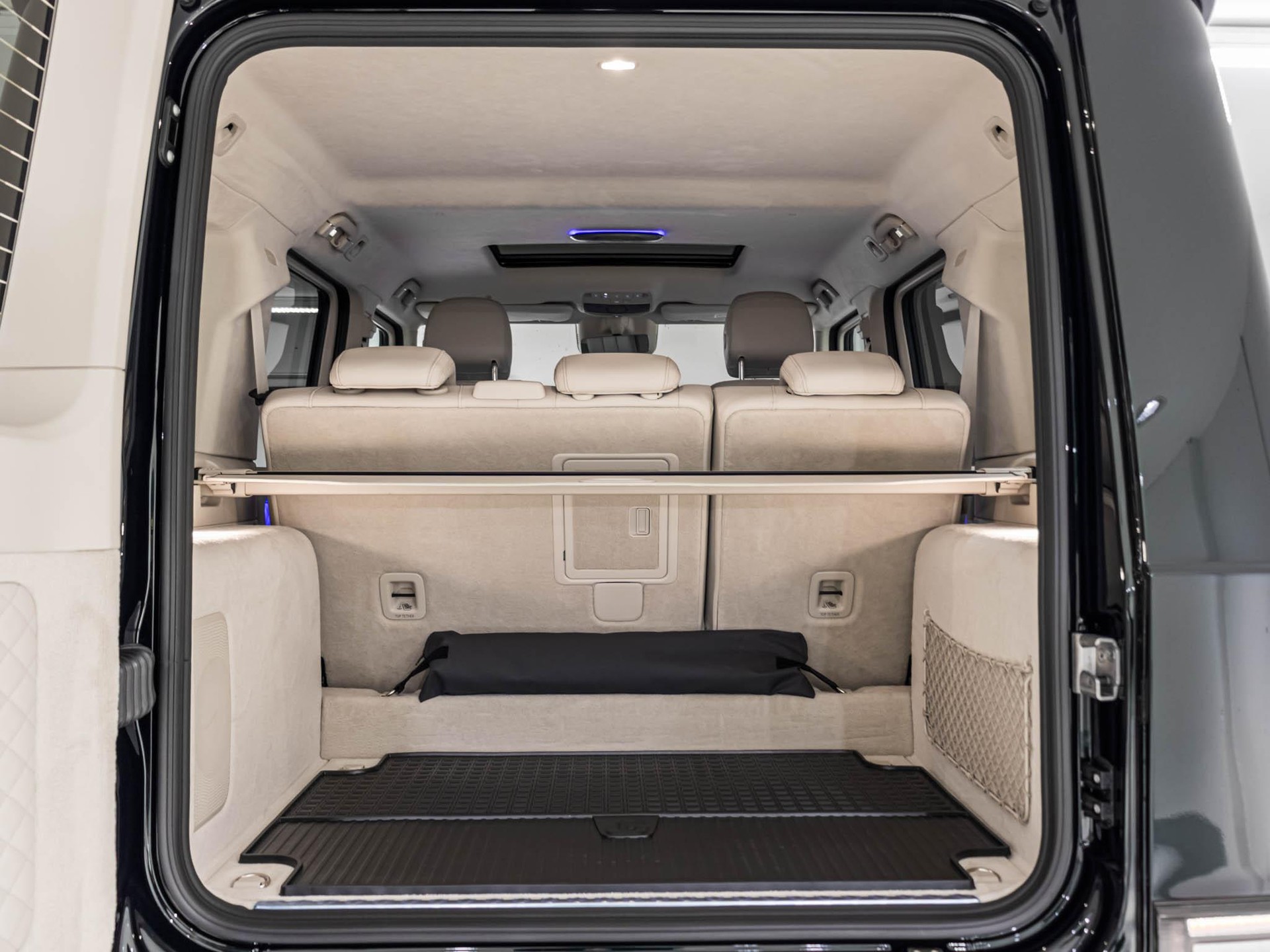 MERCEDES-BENZ G 450 d-image-12