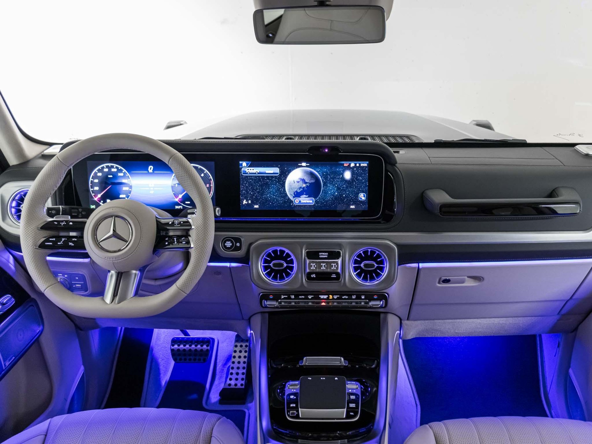 MERCEDES-BENZ G 450 d-image-10