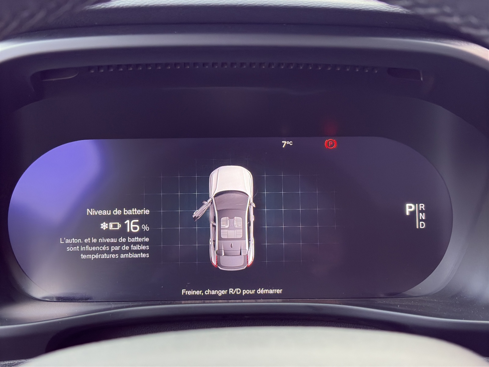 VOLVO C40 Recharge P8 Twin AWD Pure Electric Plus-image-15