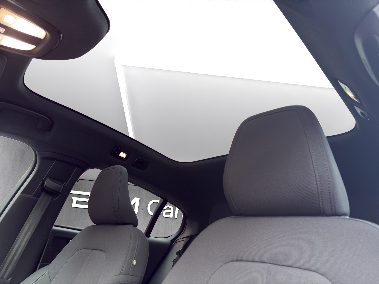 VOLVO C40 Recharge P8 Twin AWD Pure Electric Plus-image-14