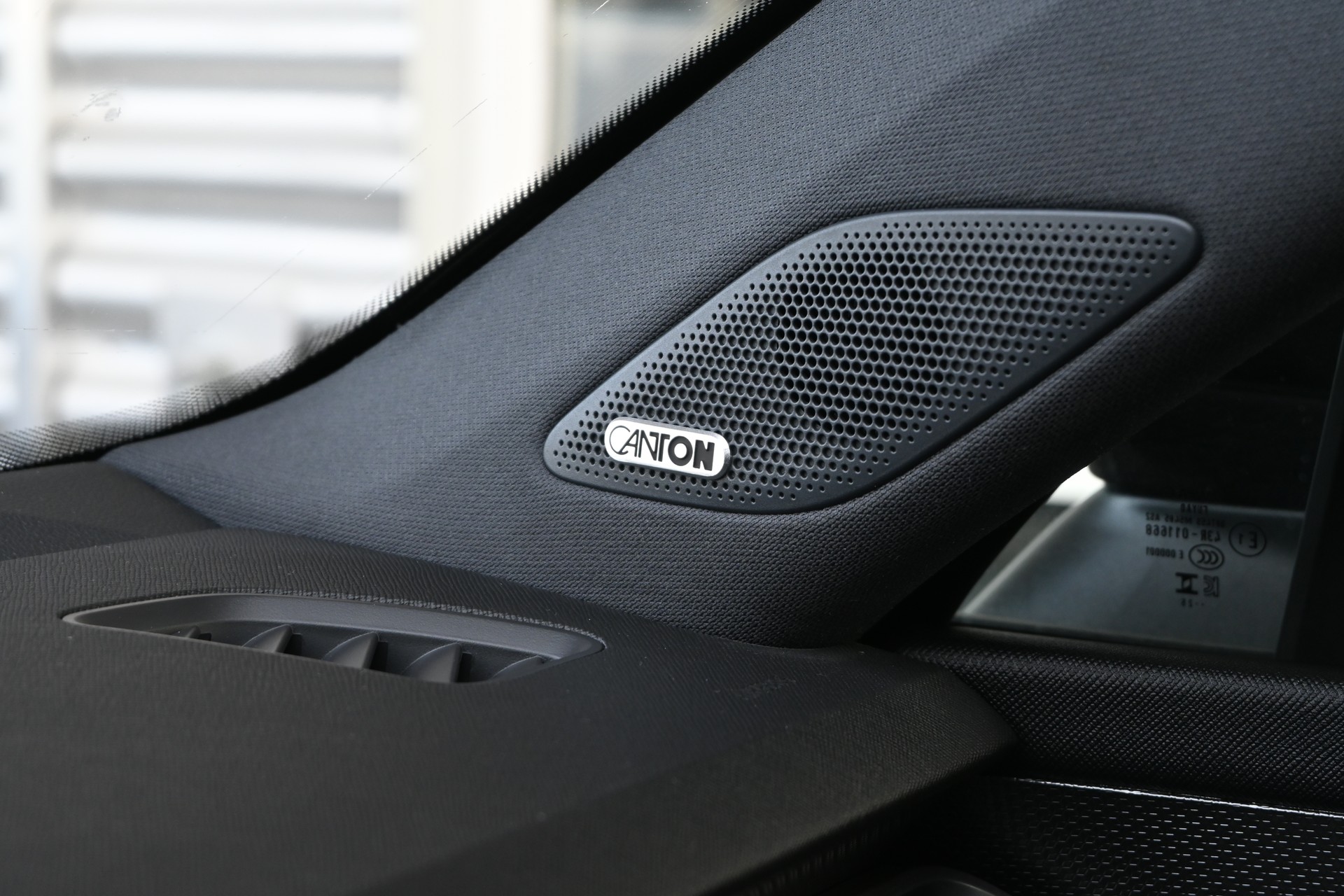 SKODA Kodiaq 2.0 TDI Sportline DSG Automat 7-Plätzer-image-18