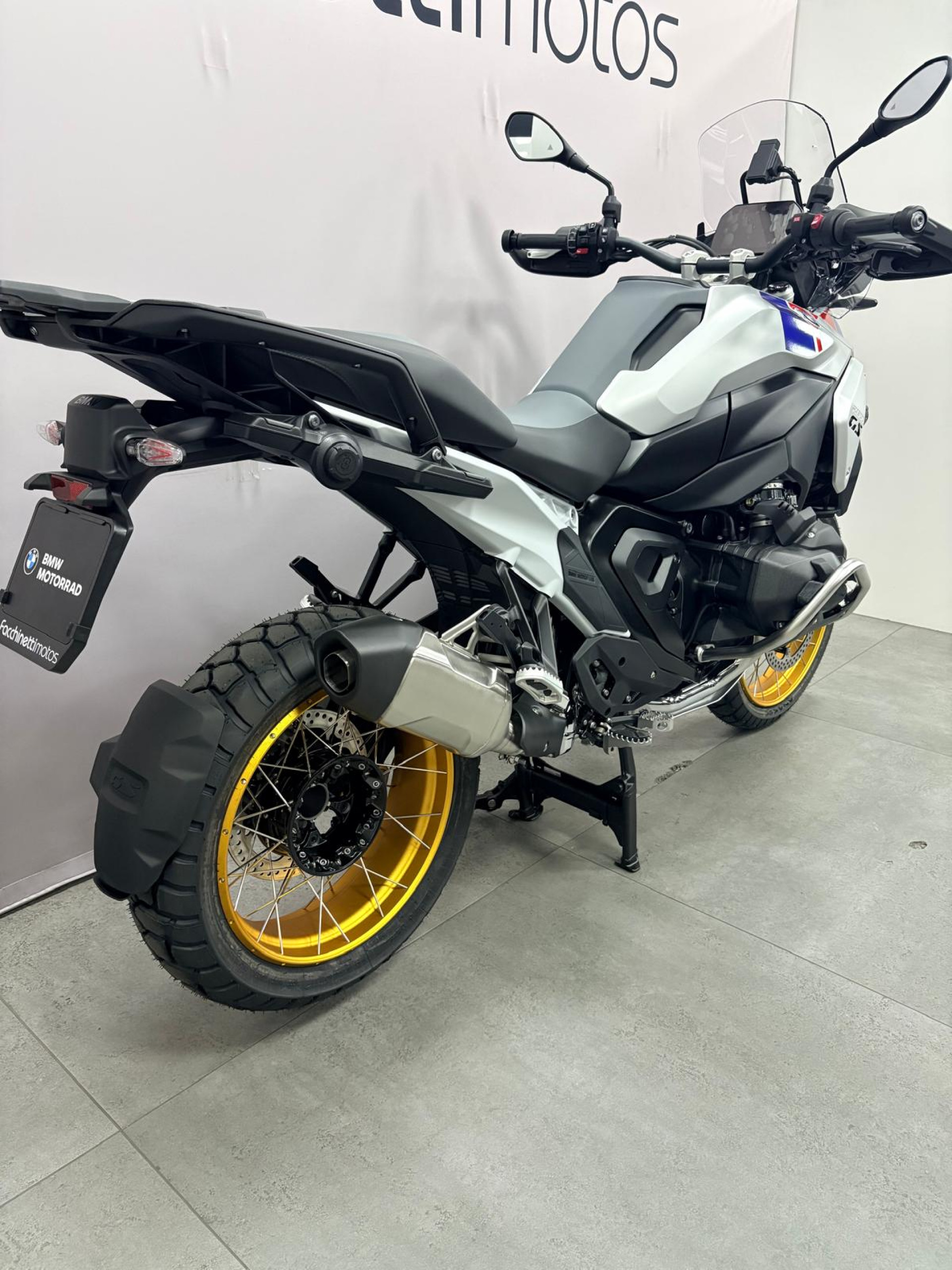 BMW R 1300 GS ASA INCLUS : BOXER BONUS 1500 - + FACCHINETTI DAYS 600-image-2