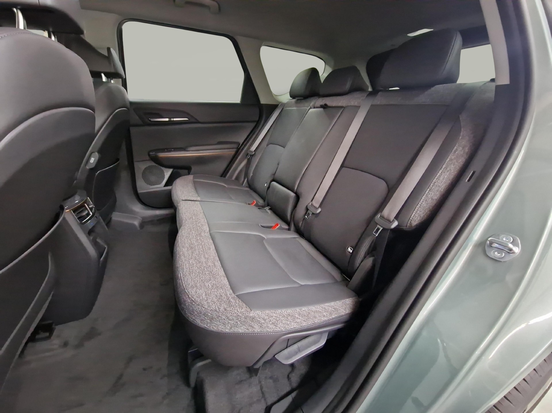 KIA EV5 81 kWh Earth 4x4-image-10