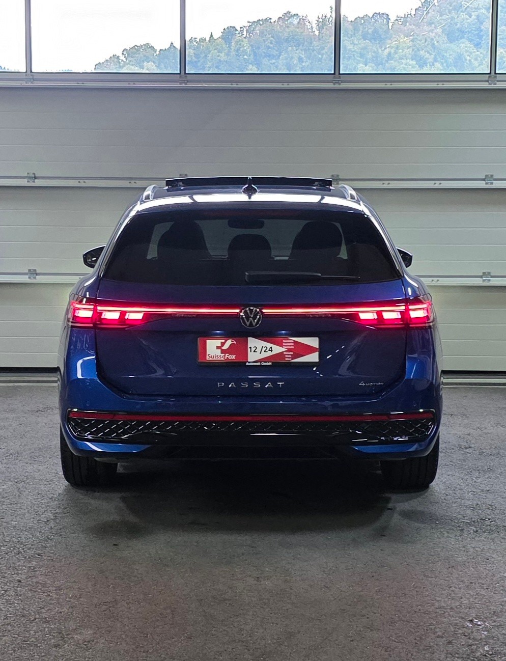 VW Passat Variant 2.0 TSI evo4 R-Line 4 Motion DSG *Panoramadach*Massagefunktion*Sitz-&Lenkradheizung*ACC&Spurhalteasistent*-showroom-element-3