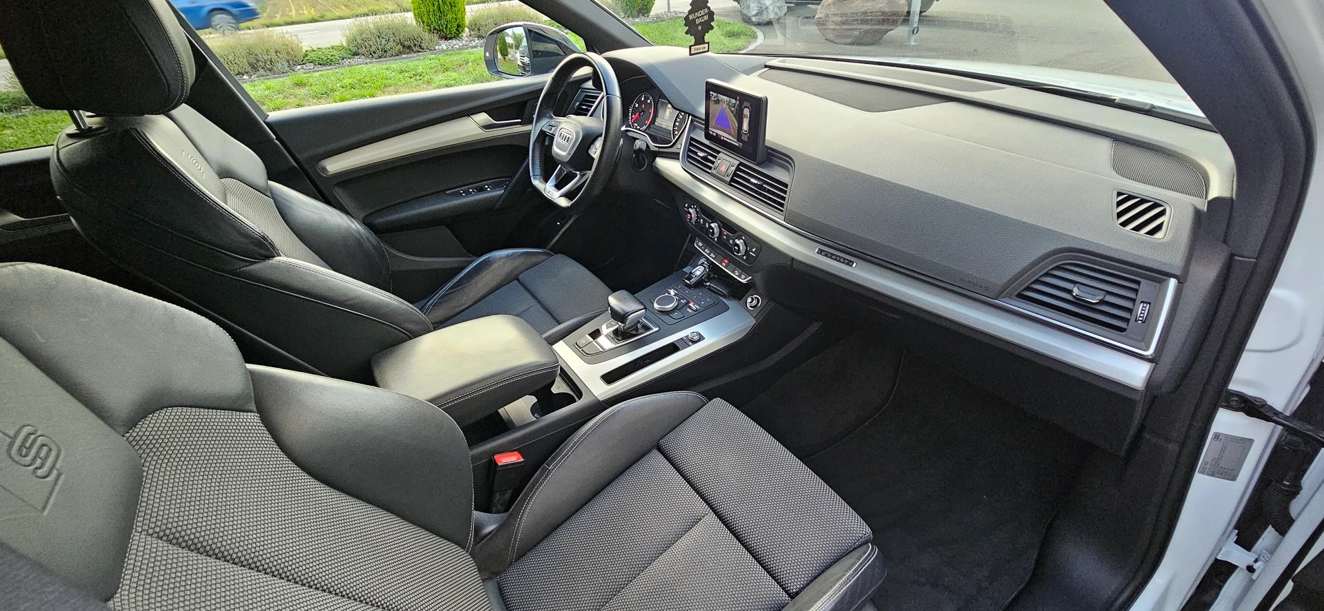 AUDI Q5 3.0 TDI sport quattro tiptronic-image-9