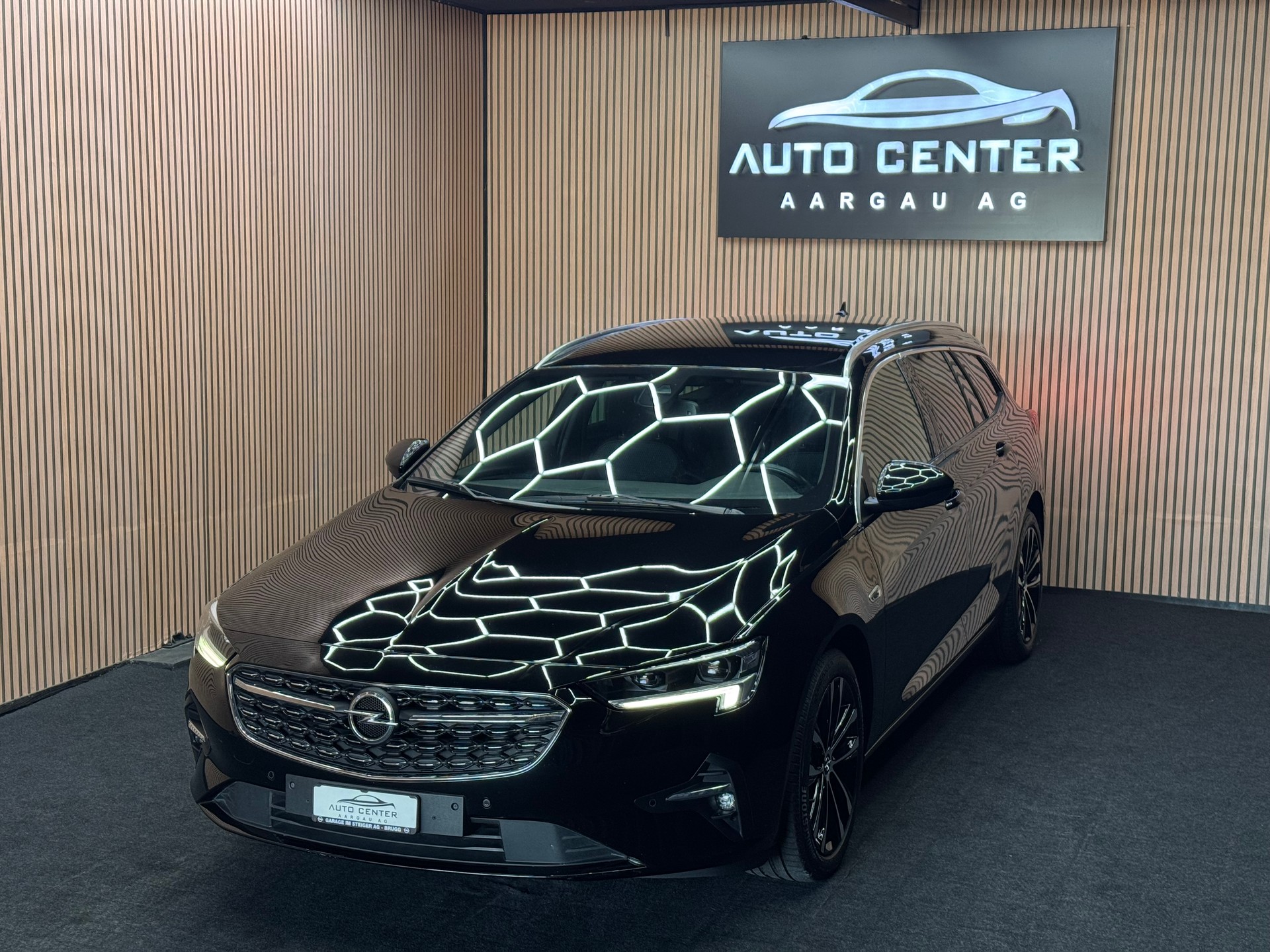 OPEL Insignia Sports Tourer 1.5 D Elegance *ab CHF 149.-/ Monat*-showroom-element-1
