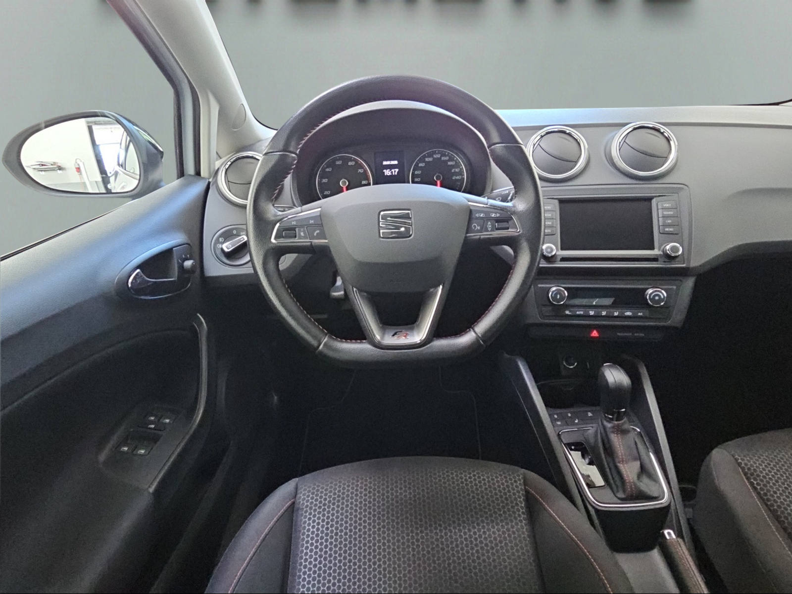 SEAT Ibiza 1.0 EcoTSI FR DSG-image-11