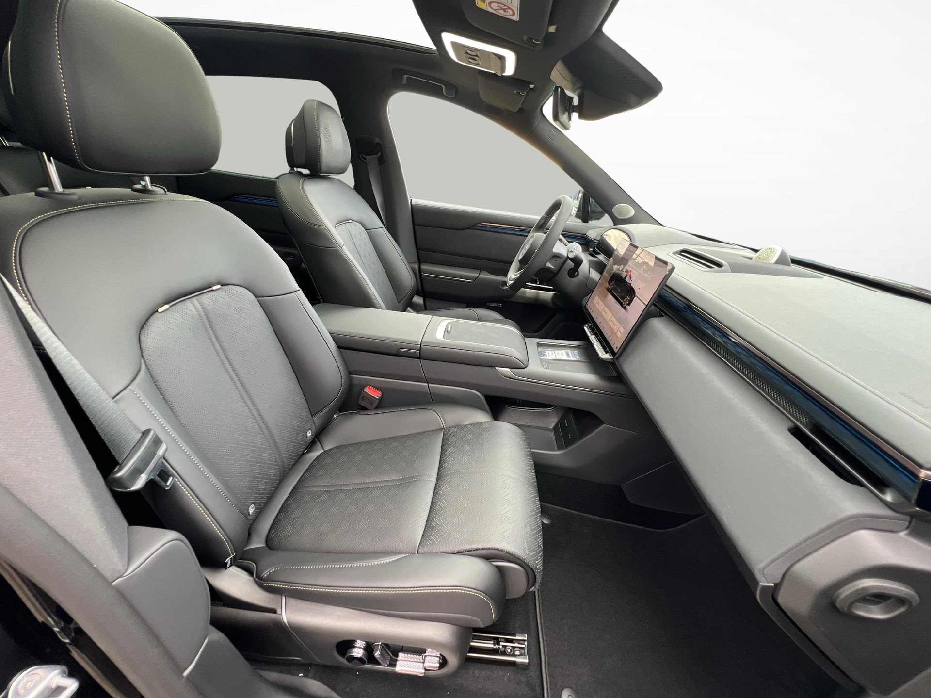 ZEEKR 7X Privilege AWD-image-5