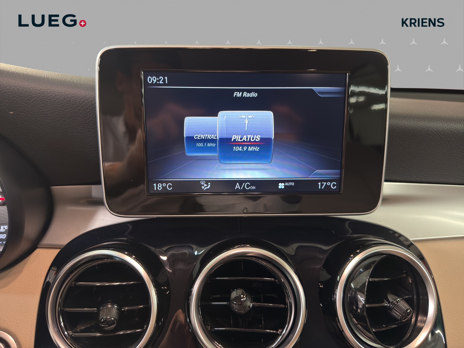 MERCEDES-BENZ GLC 250 d 4M - Exclusive / Rückfahrkamera / Park-Paket / Spiegel-Paket-image-11