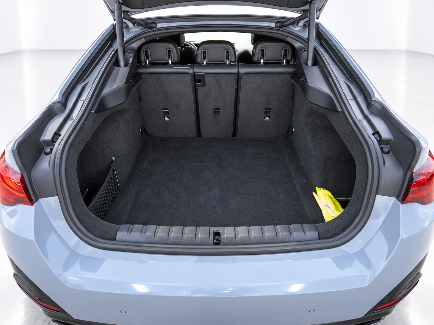 BMW M440i xDrive 48V Gran Coupé M Sport Pro Steptronic Individual-image-19