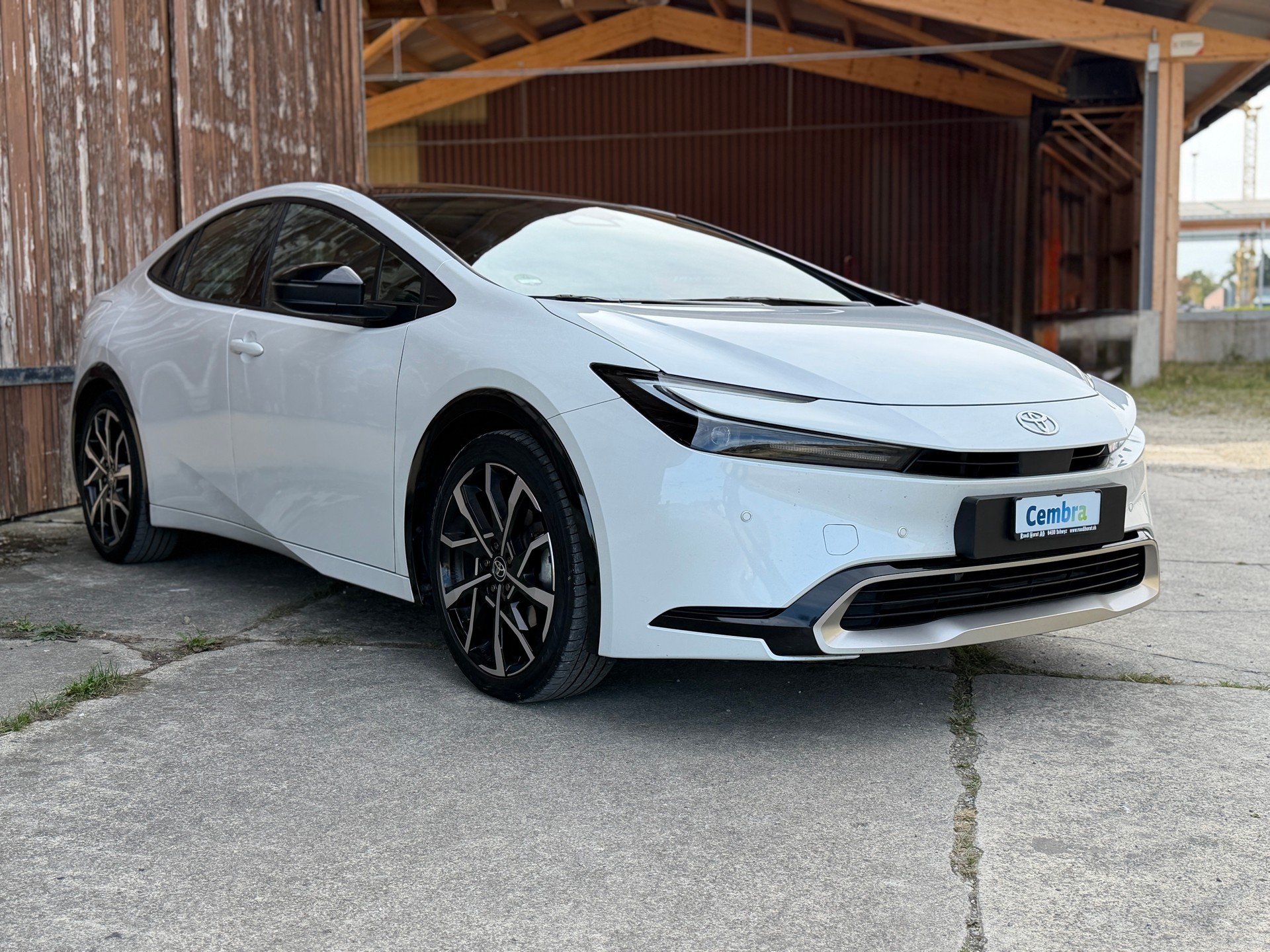 TOYOTA Prius 2.0 Plug-In-Hybrid Style 🇨🇭 CH-Fahrzeug-image-4