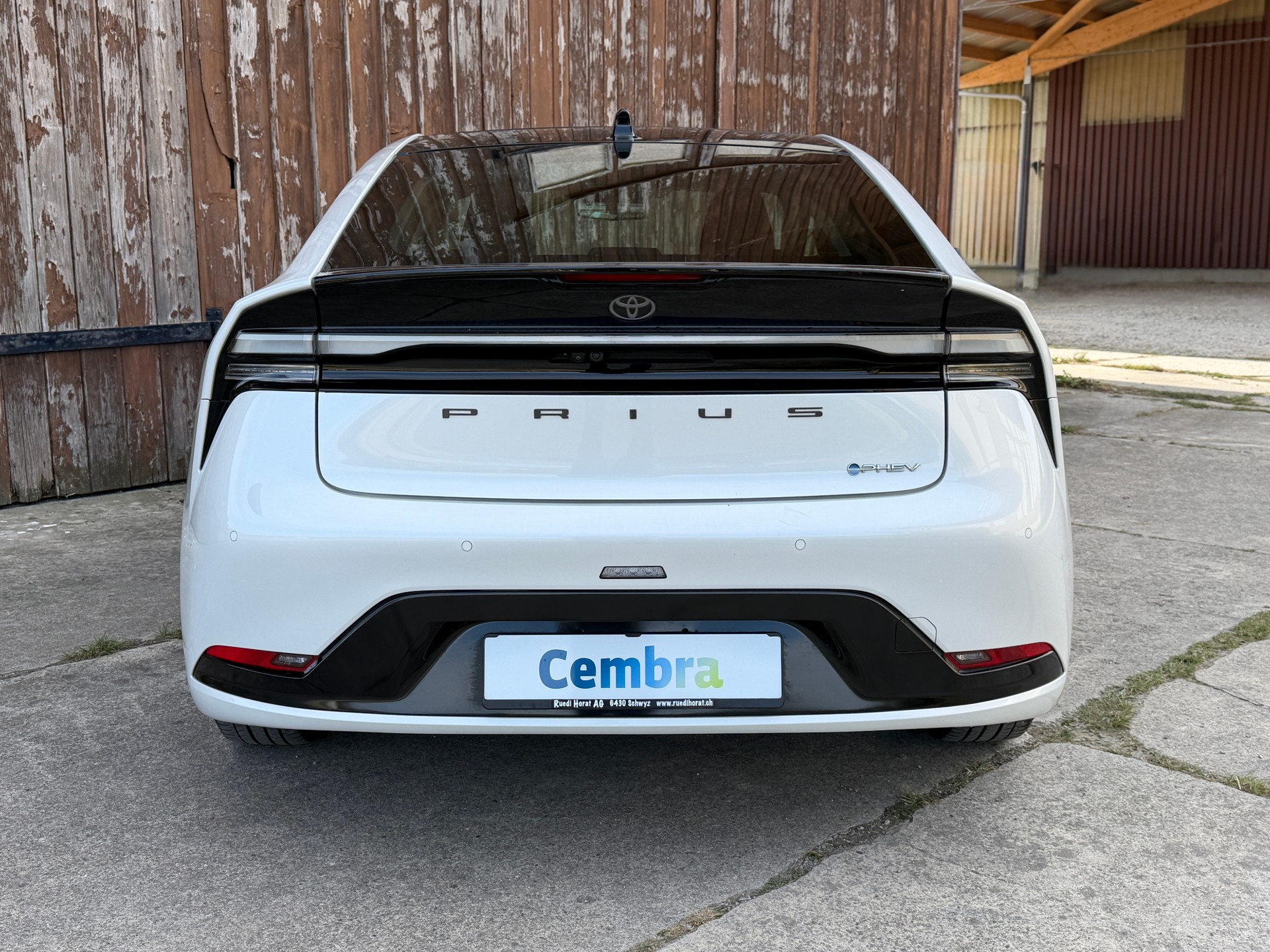 TOYOTA Prius 2.0 Plug-In-Hybrid Style 🇨🇭 CH-Fahrzeug-image-6