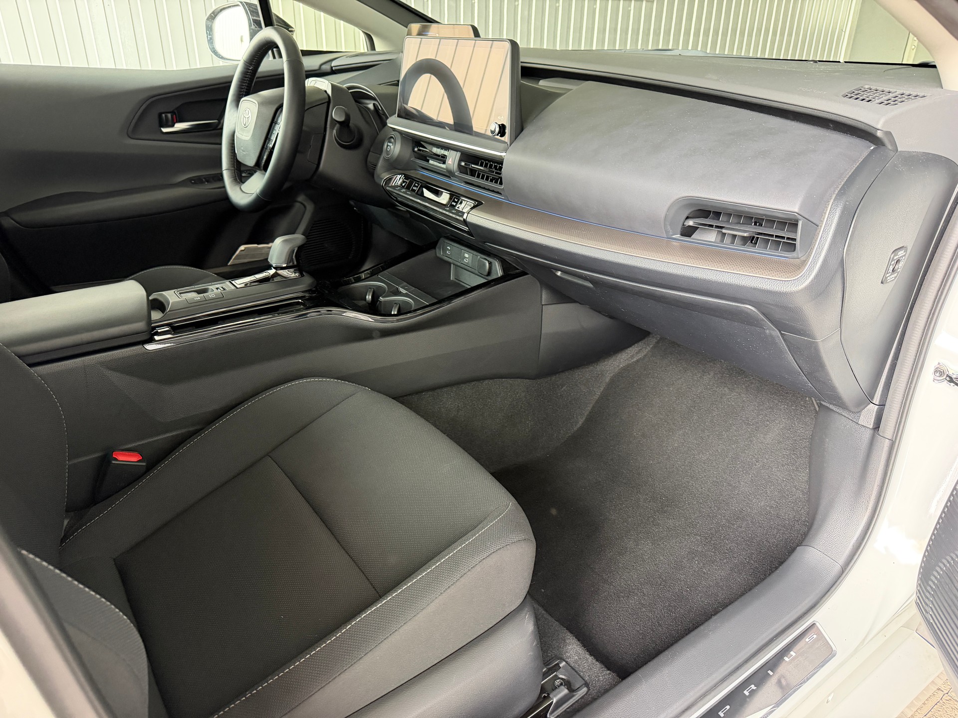 TOYOTA Prius 2.0 Plug-In-Hybrid Style 🇨🇭 CH-Fahrzeug-image-10