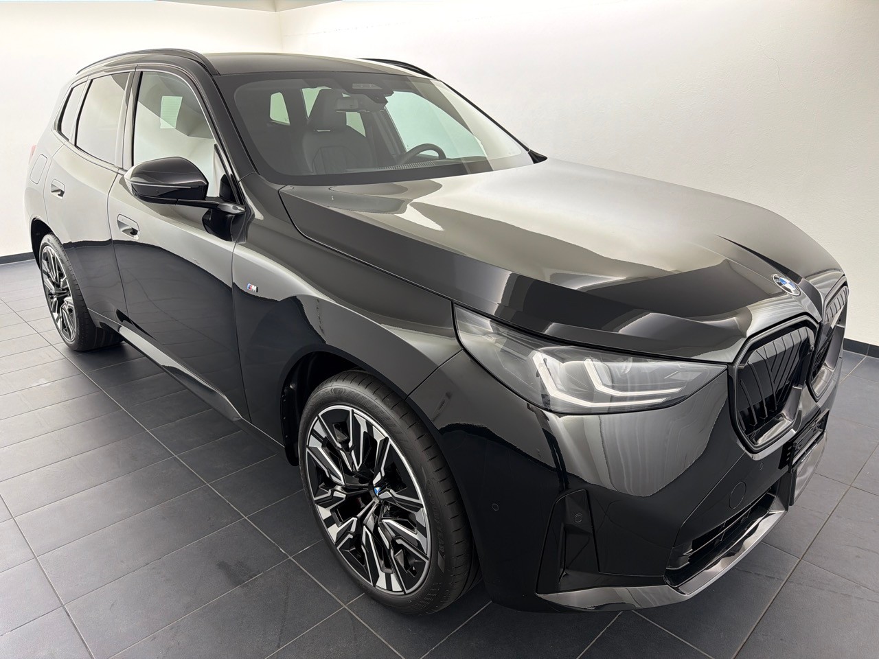 BMW X3 xDrive 48V 40d M Sport-showroom-element-3