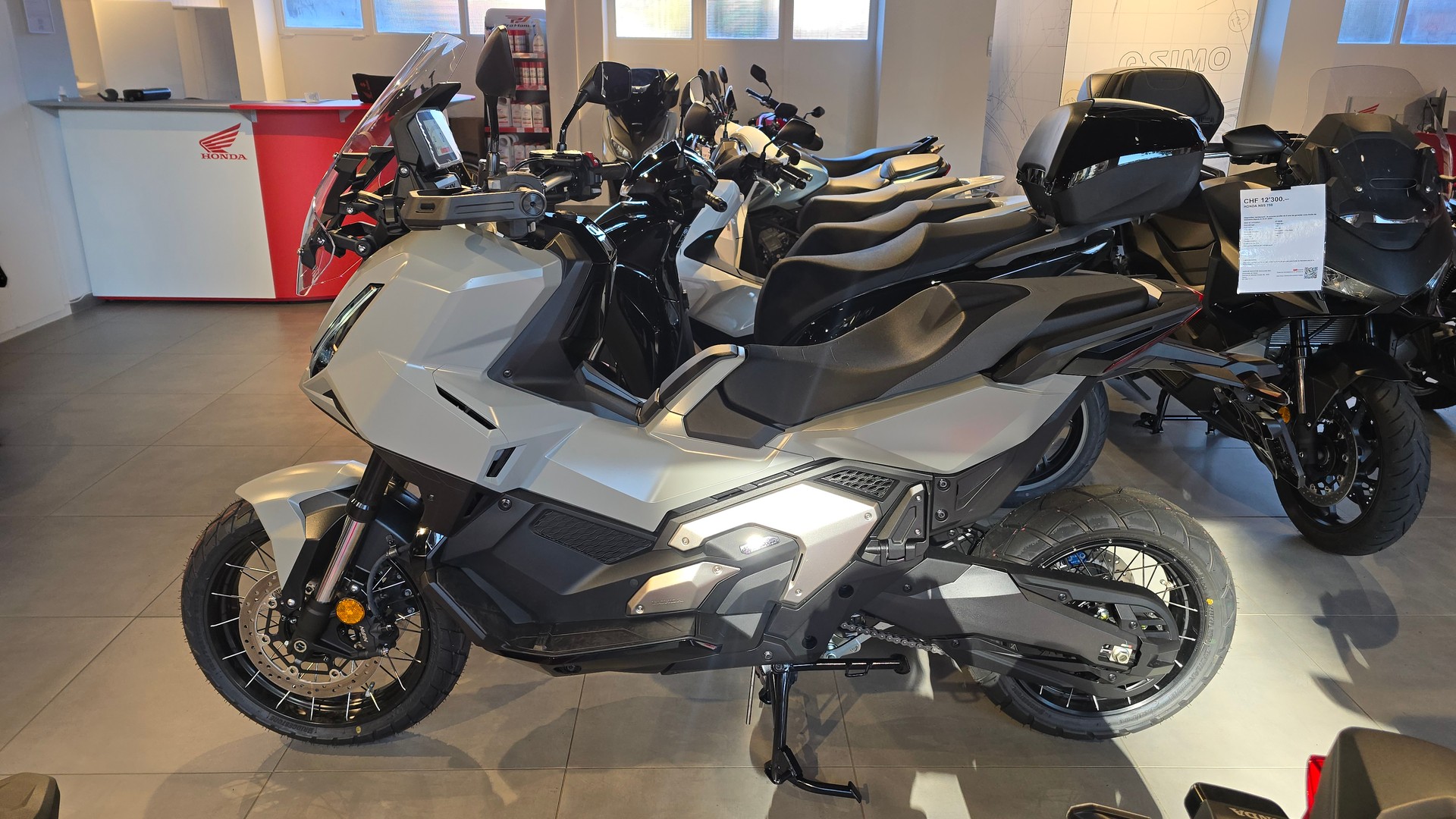 HONDA X-ADV 750-image-2