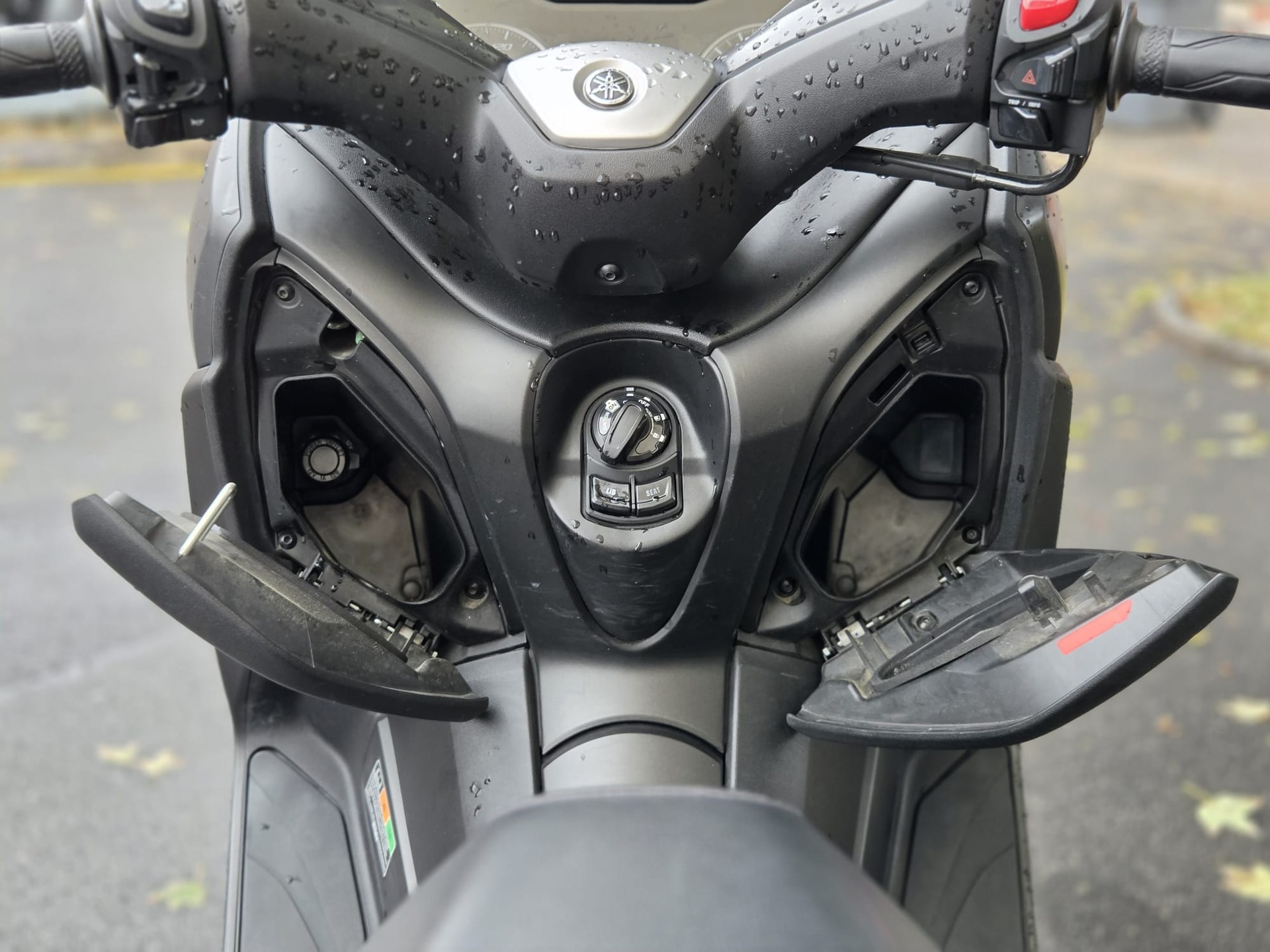 YAMAHA X-Max YP 125-image-7