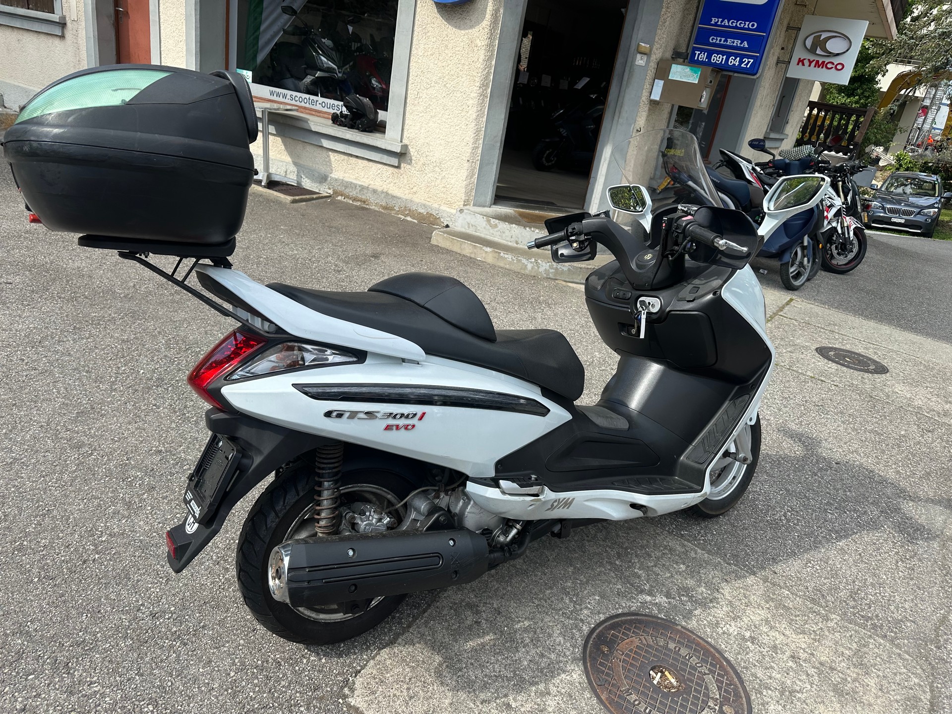 SYM GTS 300 Injection-image-2