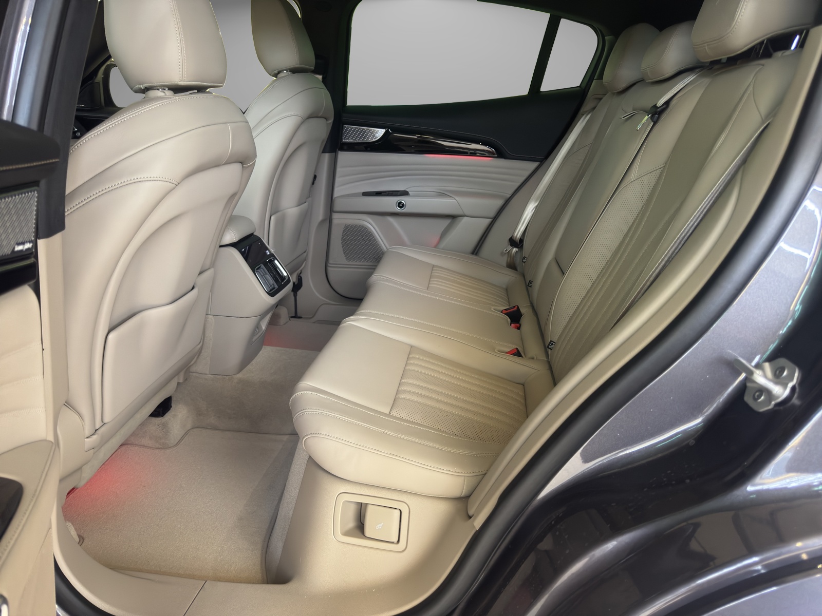 MASERATI Grecale 2.0 MHEV Modena Hybrid Automatica-image-18