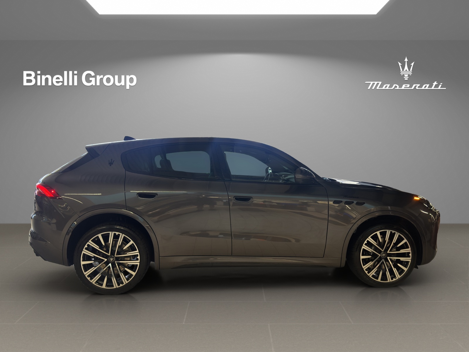 MASERATI Grecale 2.0 MHEV Modena Hybrid Automatica-image-14